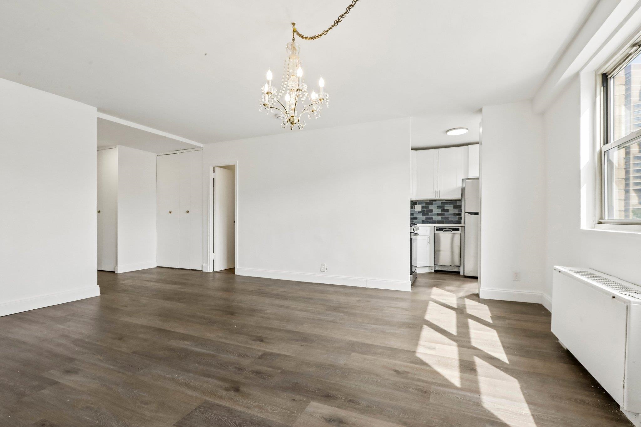 7100 BLVD EAST - Photo 3