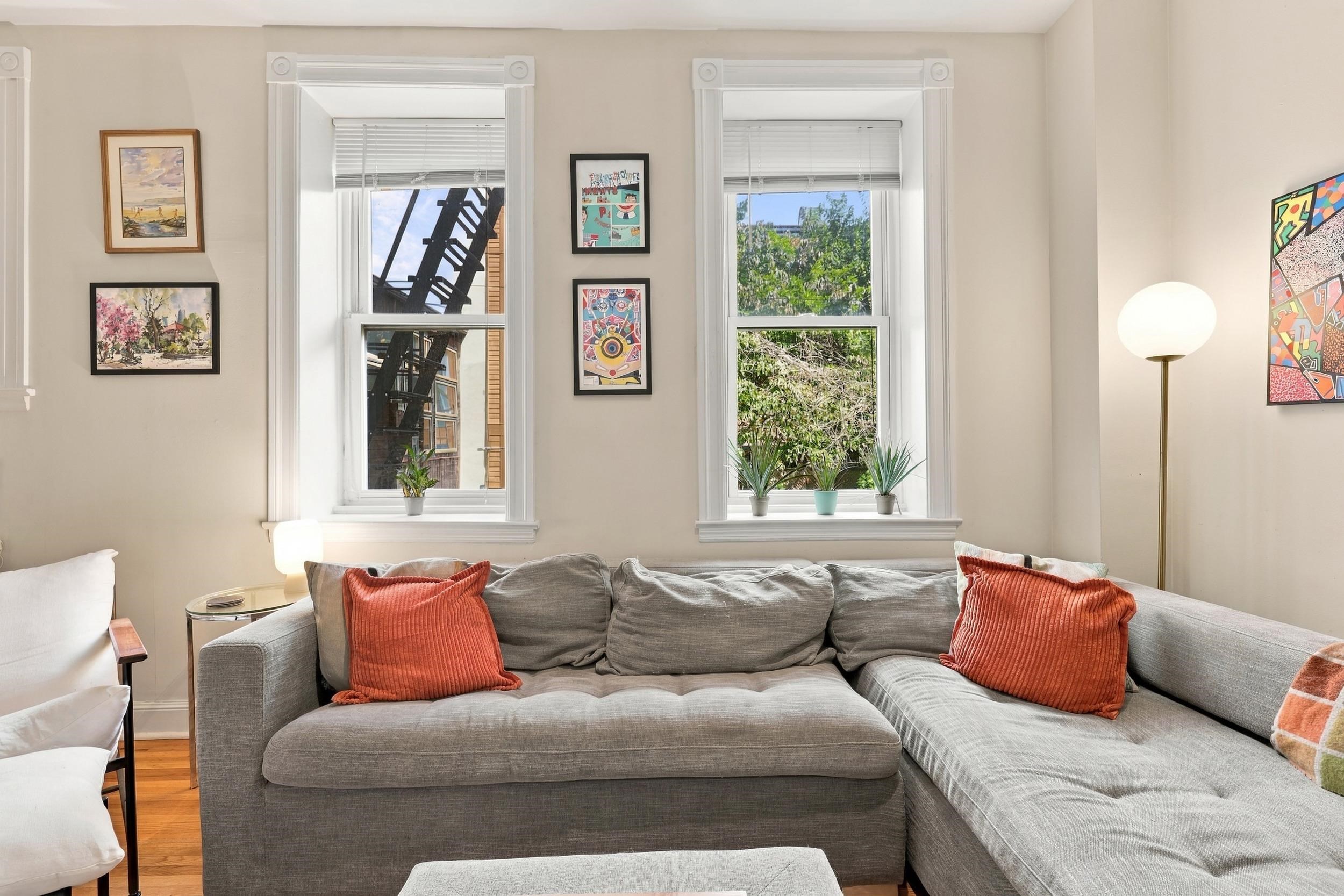 444 JERSEY AVE - Photo 4