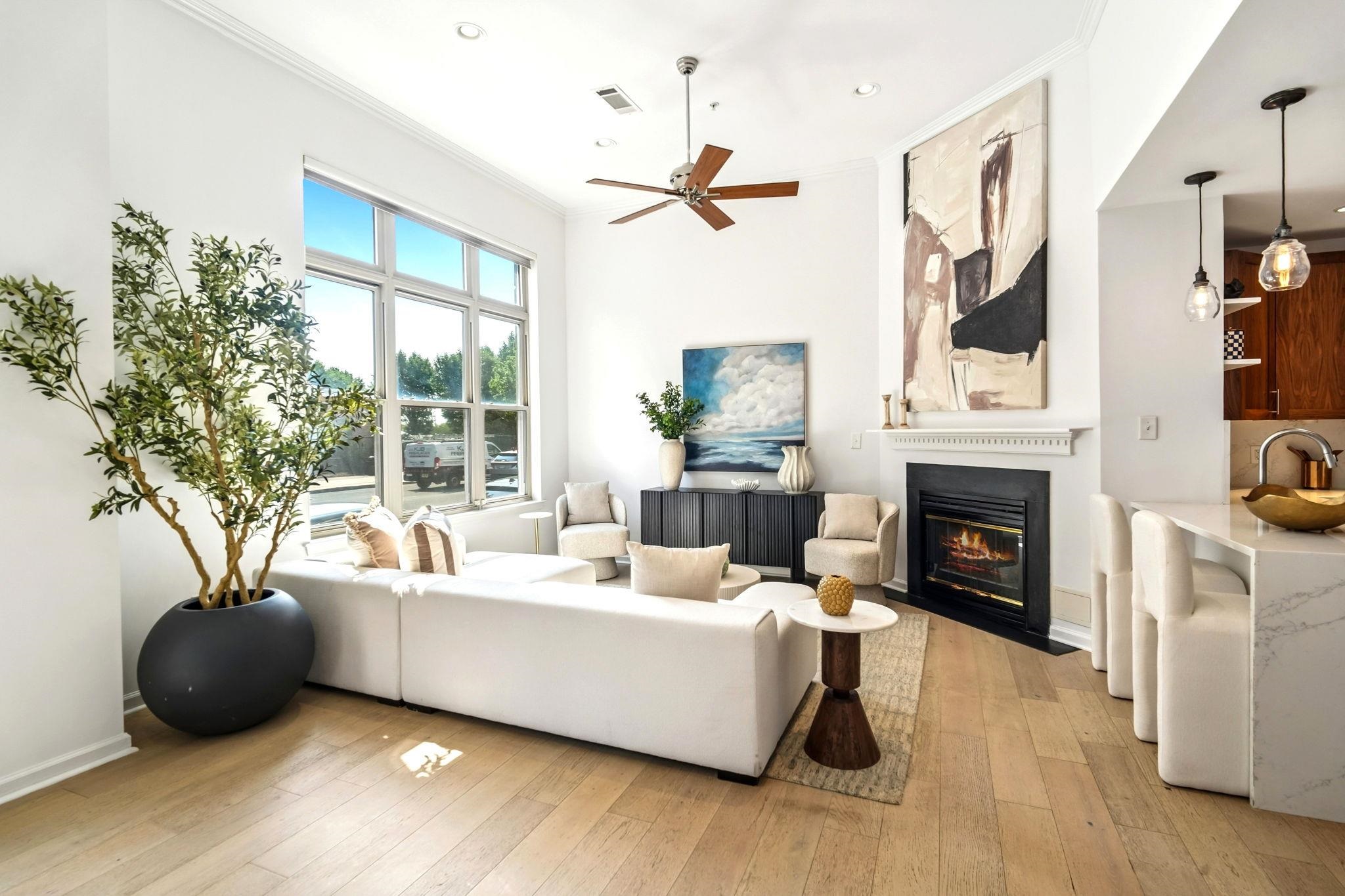 15 WARREN ST - Photo 4