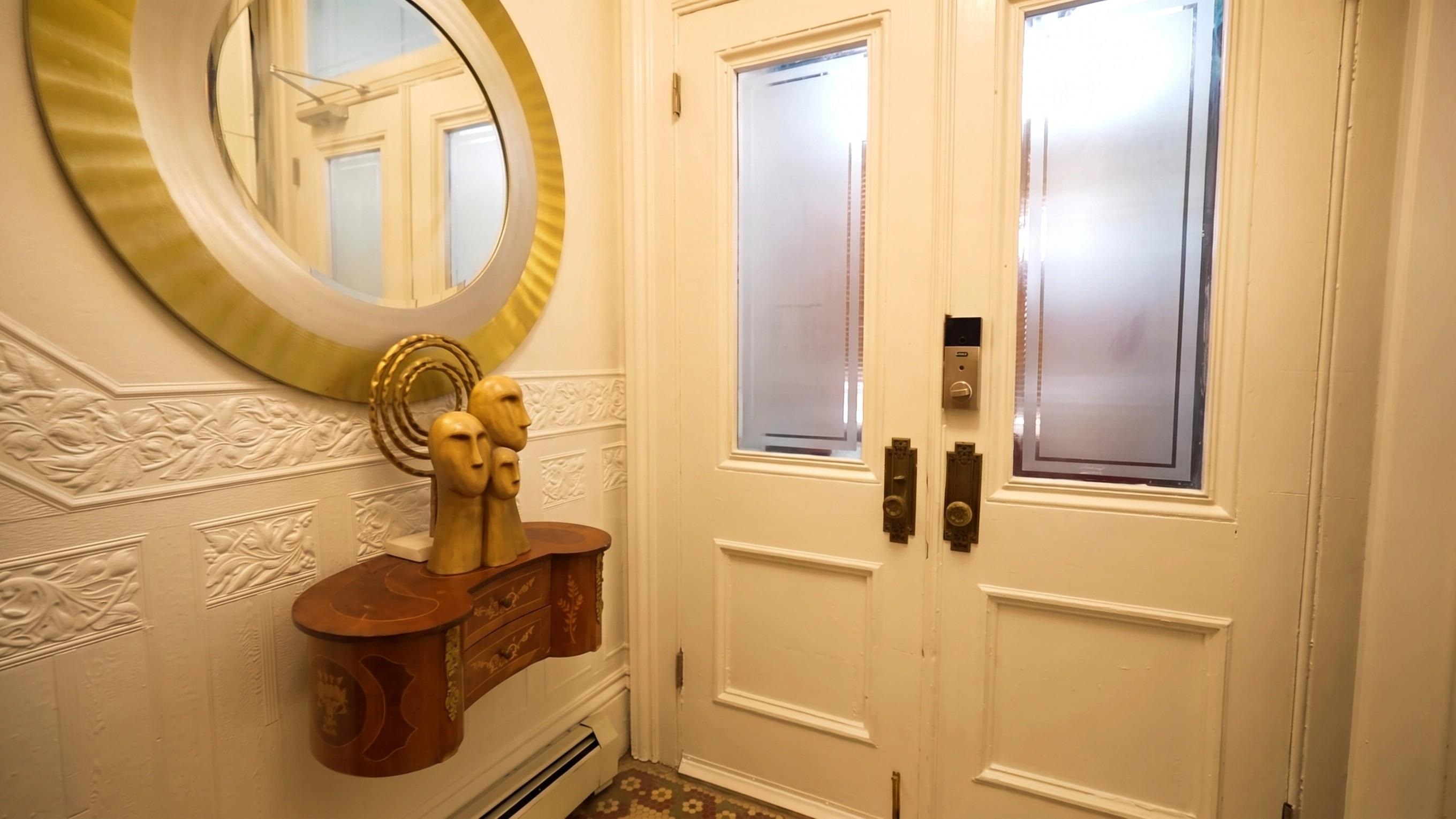 3308 HUDSON AVE - Photo 5