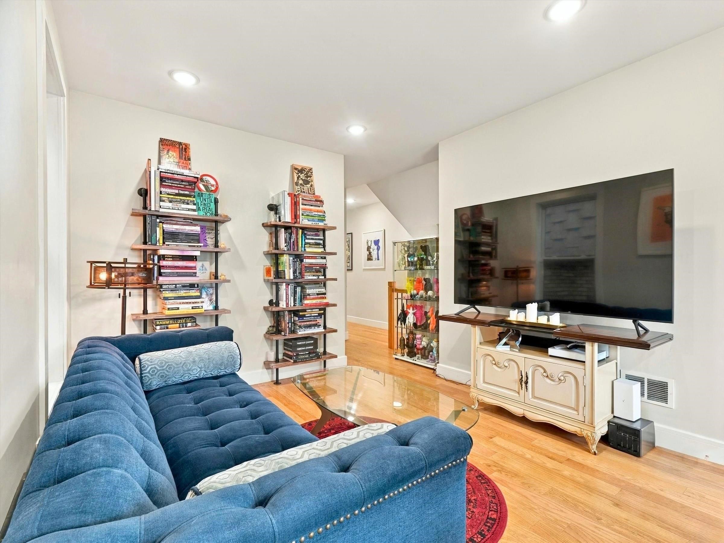 152 BEACH ST - Photo 2