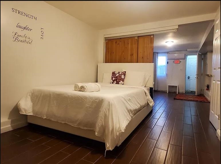 598 WEST SIDE AVE - Photo 2