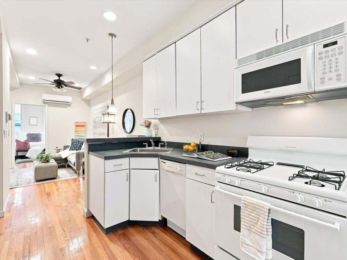 358 3RD ST - Photo 5
