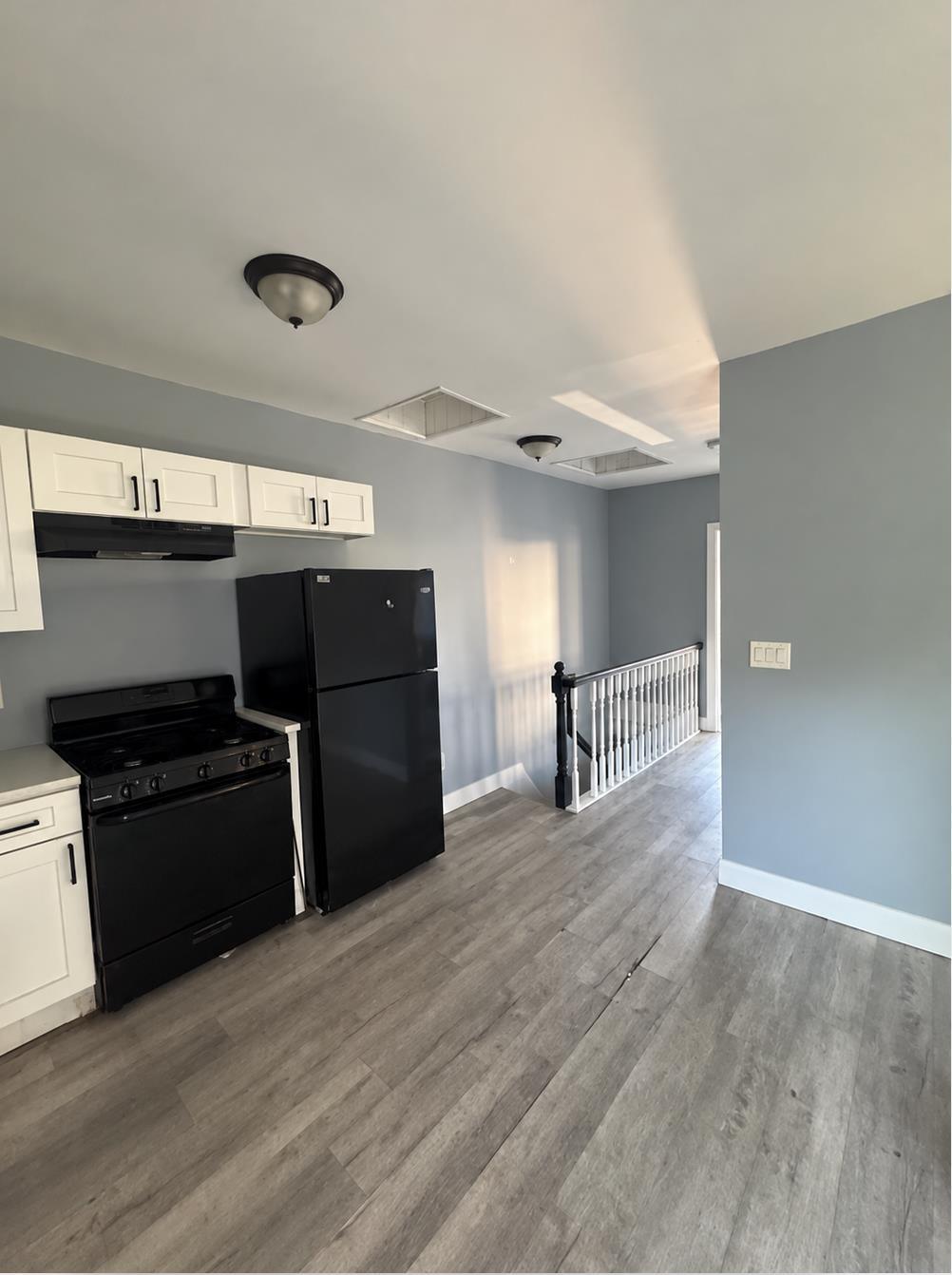 87 DWIGHT ST - Photo 4