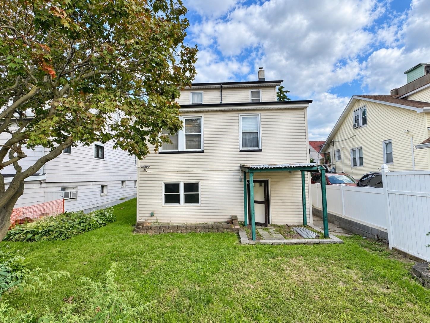 7417 4TH AVE - Photo 2