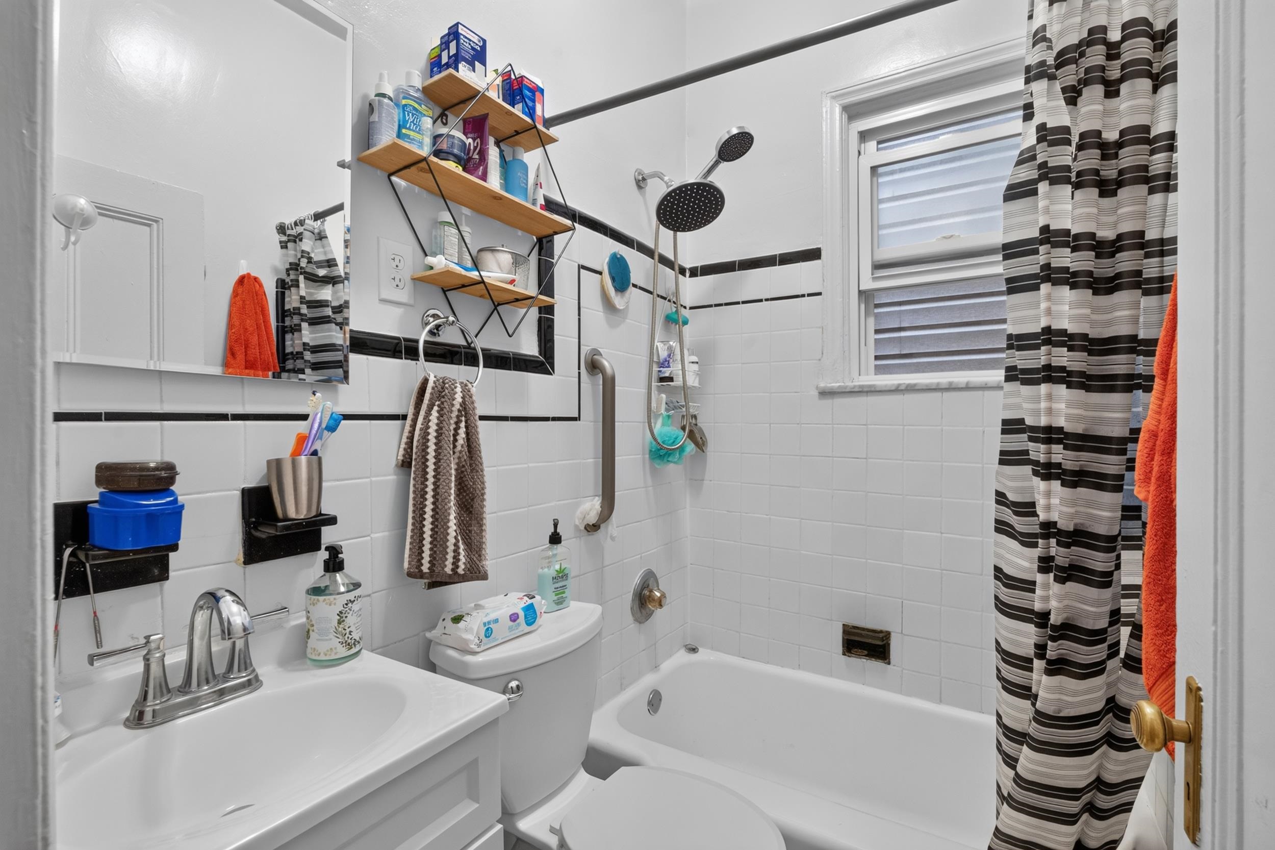 509 24TH ST - Photo 5