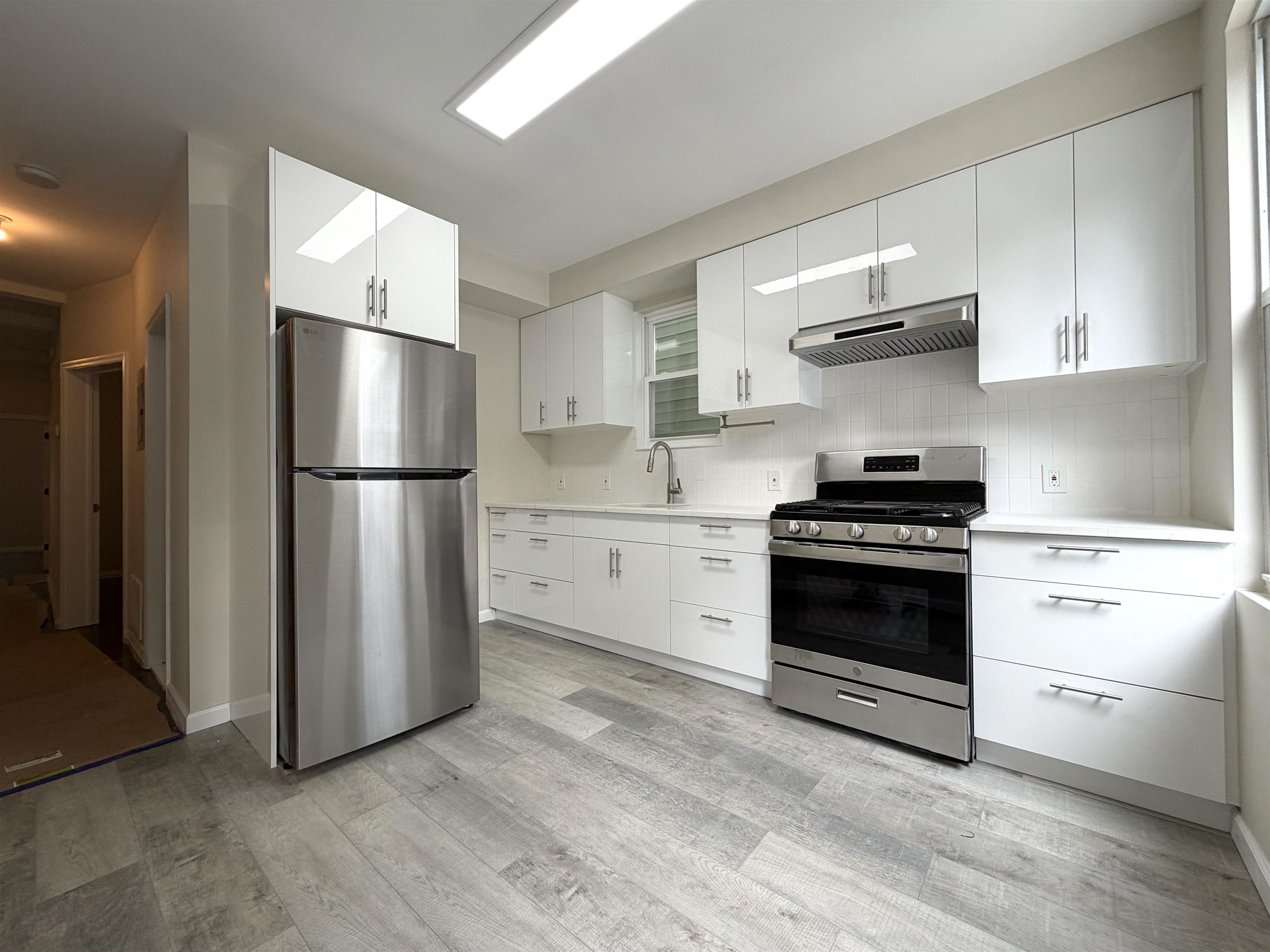 23 BIDWELL AVE - Photo 4