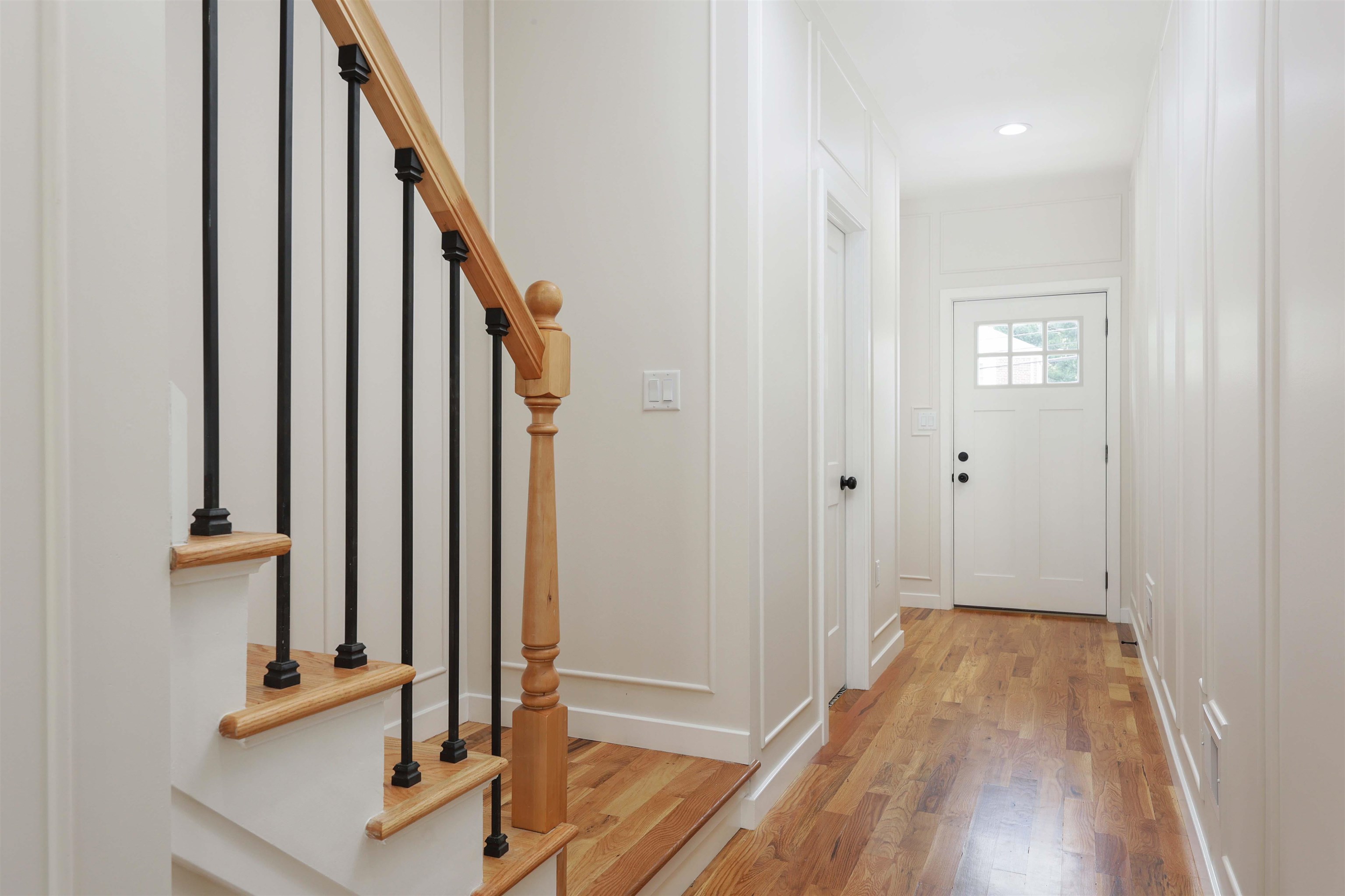 206 WILLOW AVE - Photo 5