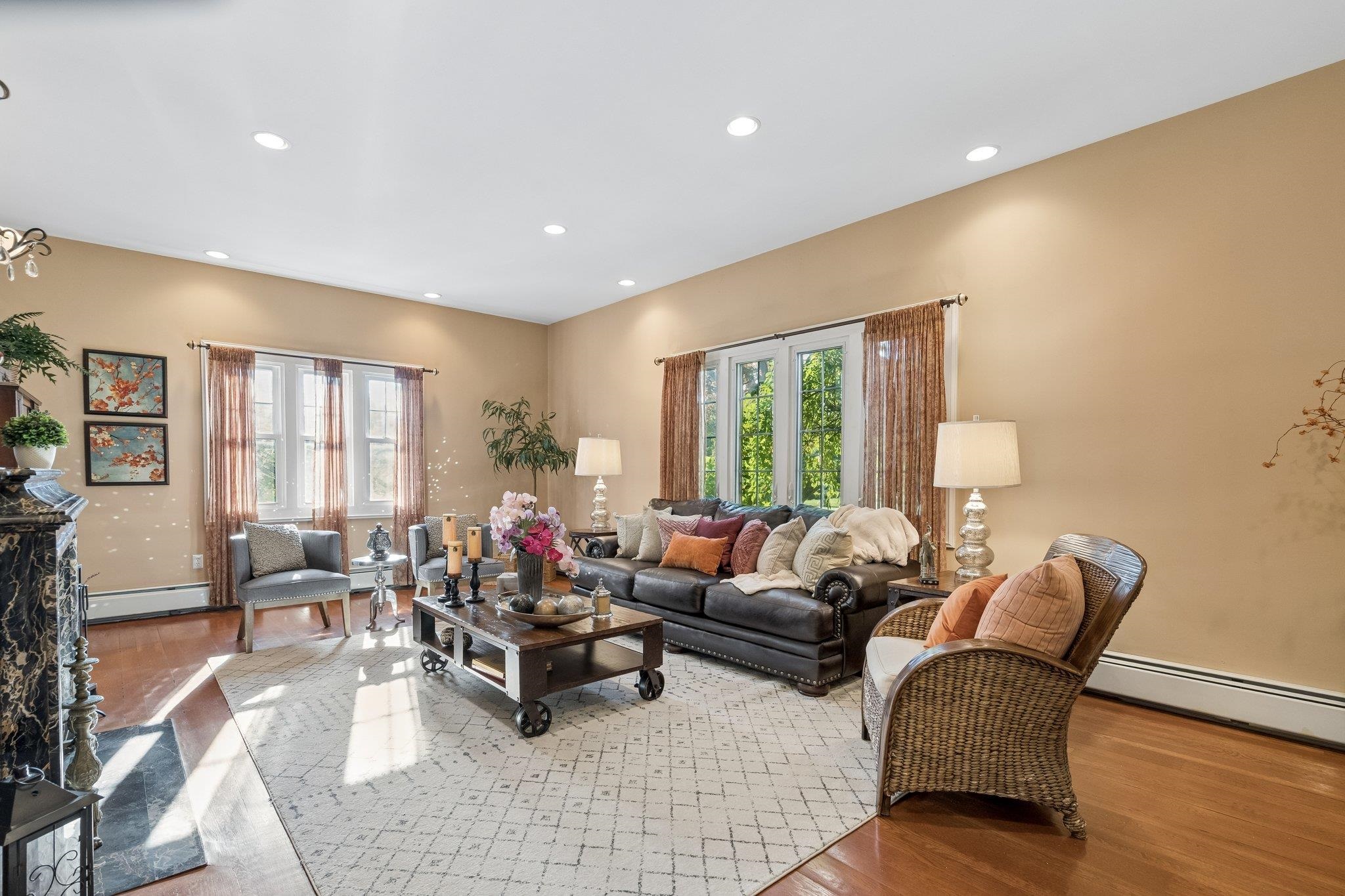 632 BELGROVE DR - Photo 5