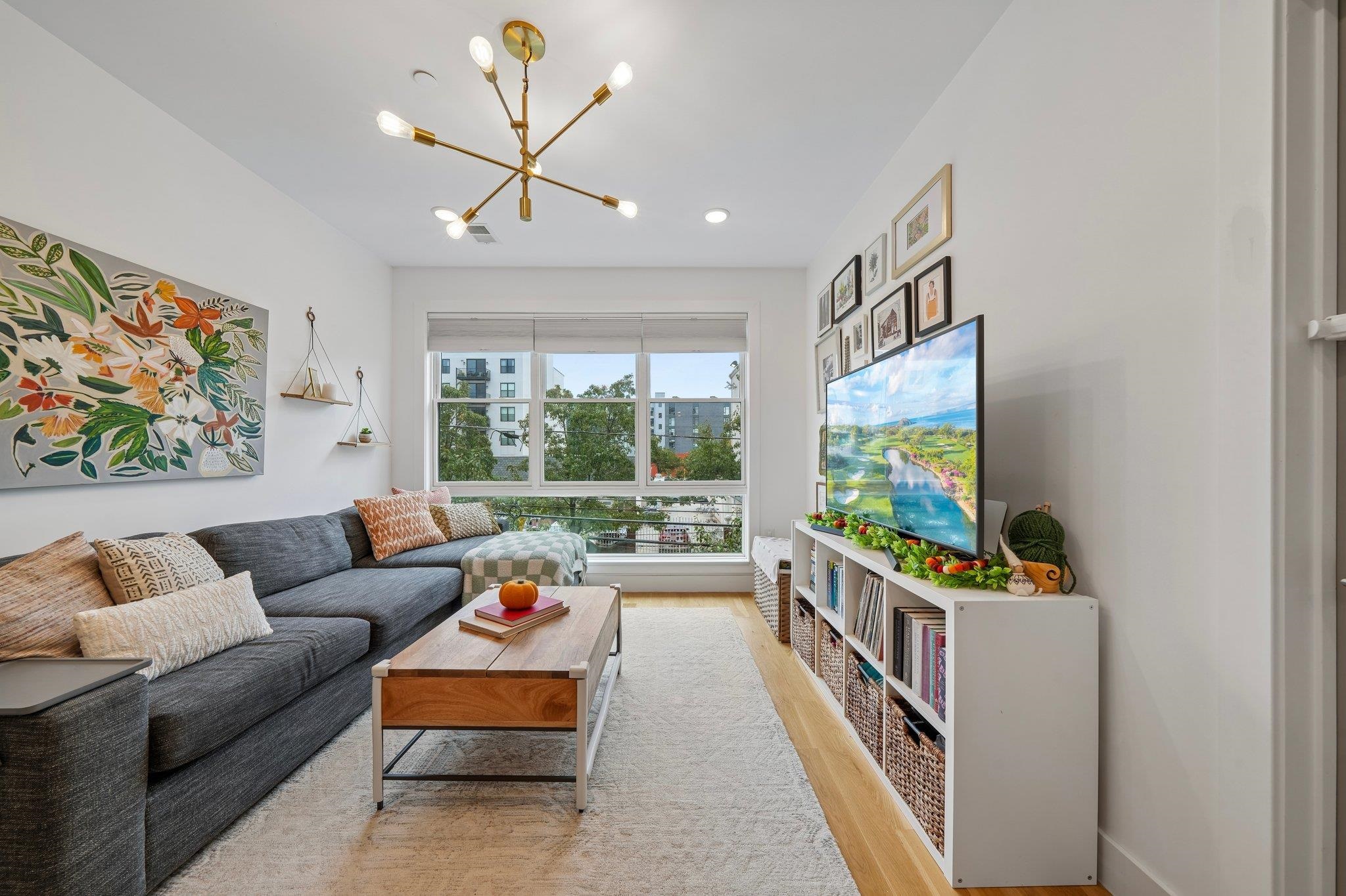 382 7TH ST - Photo 2