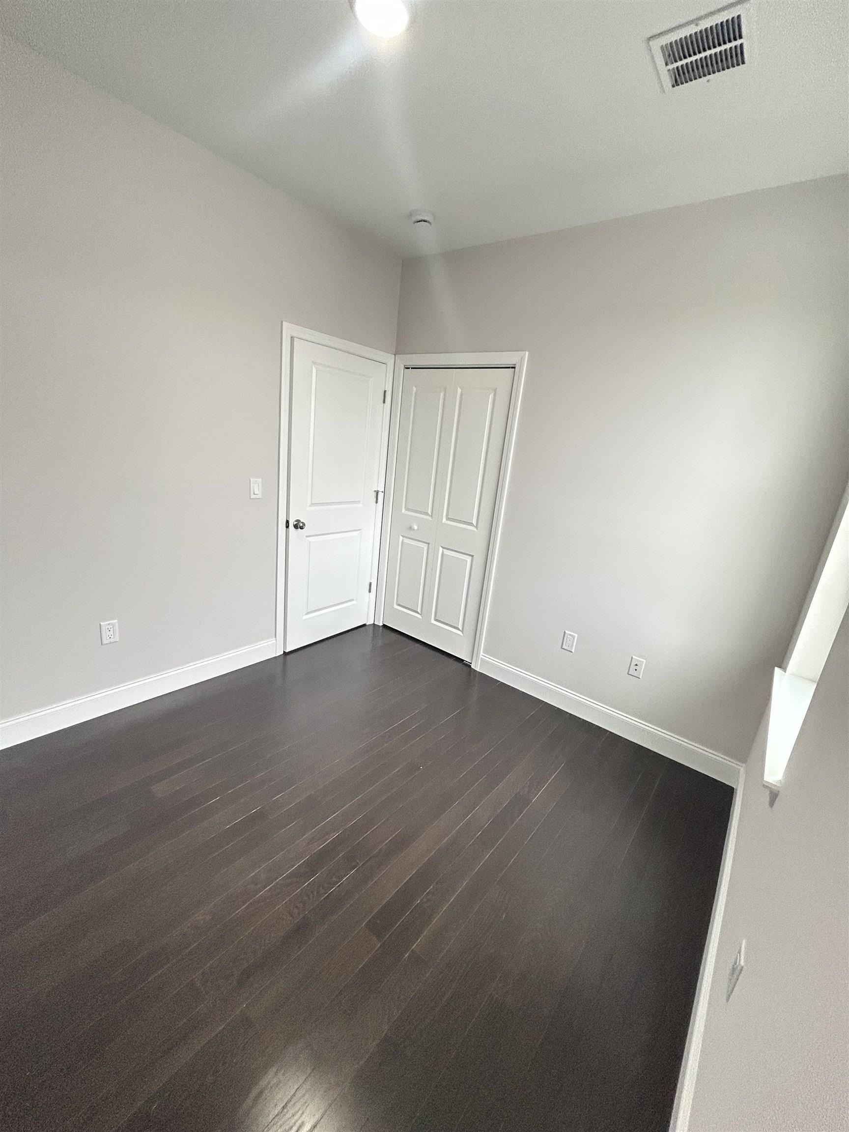 47 COTTAGE ST - Photo 5