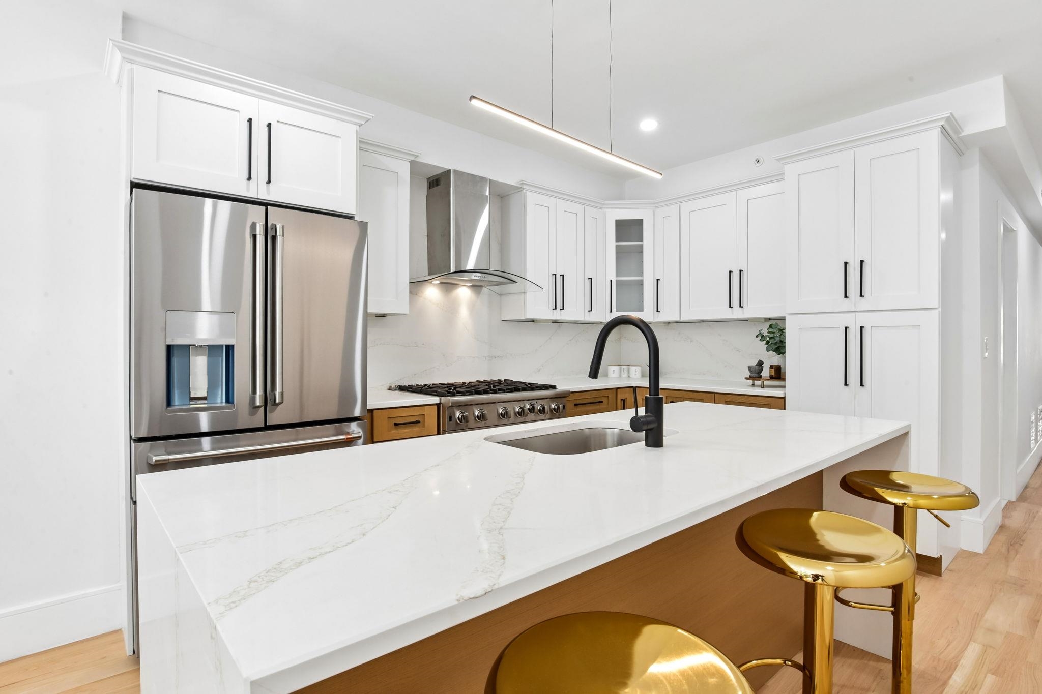 217 WARREN ST - Photo 3