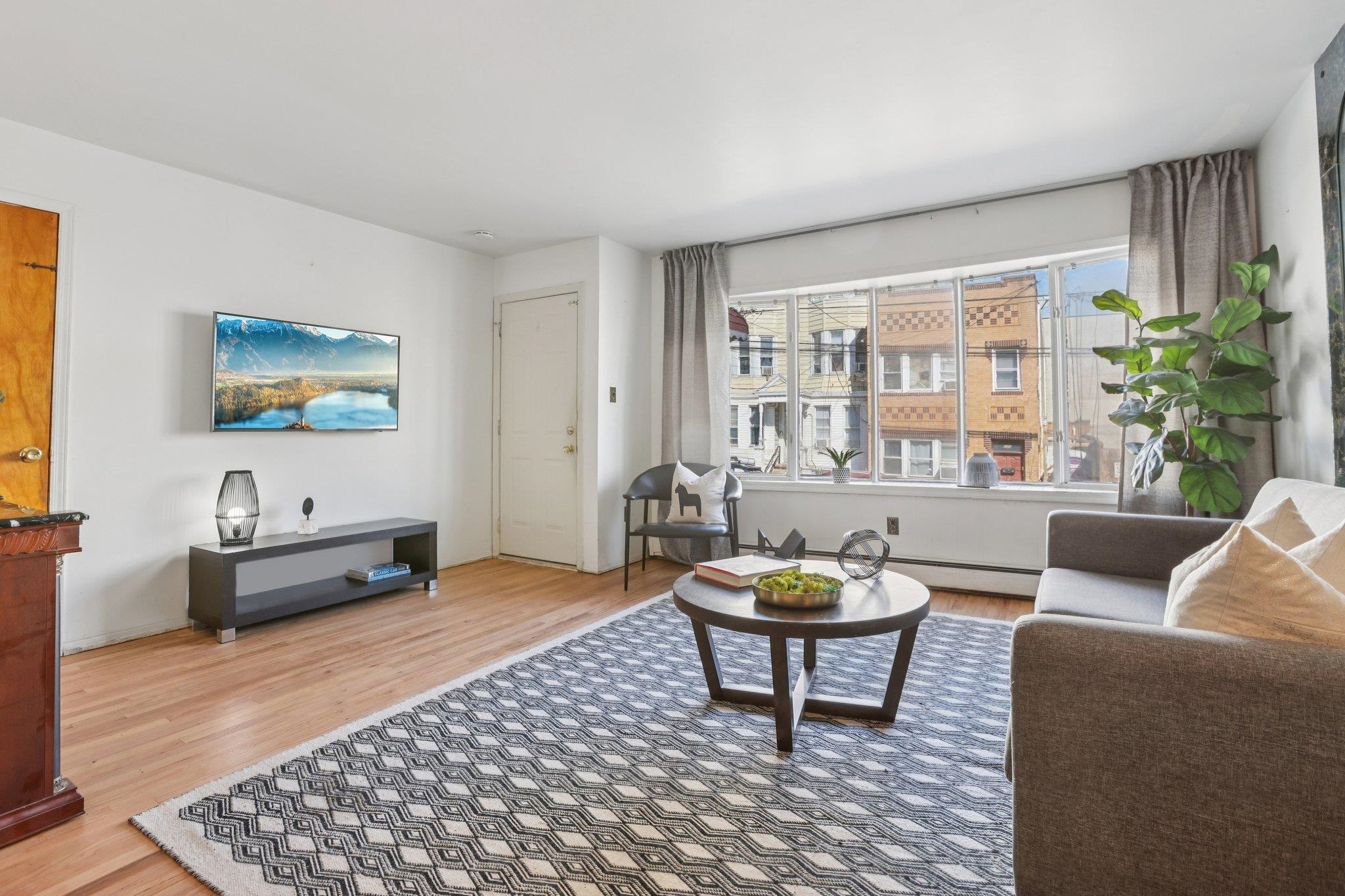199 SOUTH ST - Photo 4