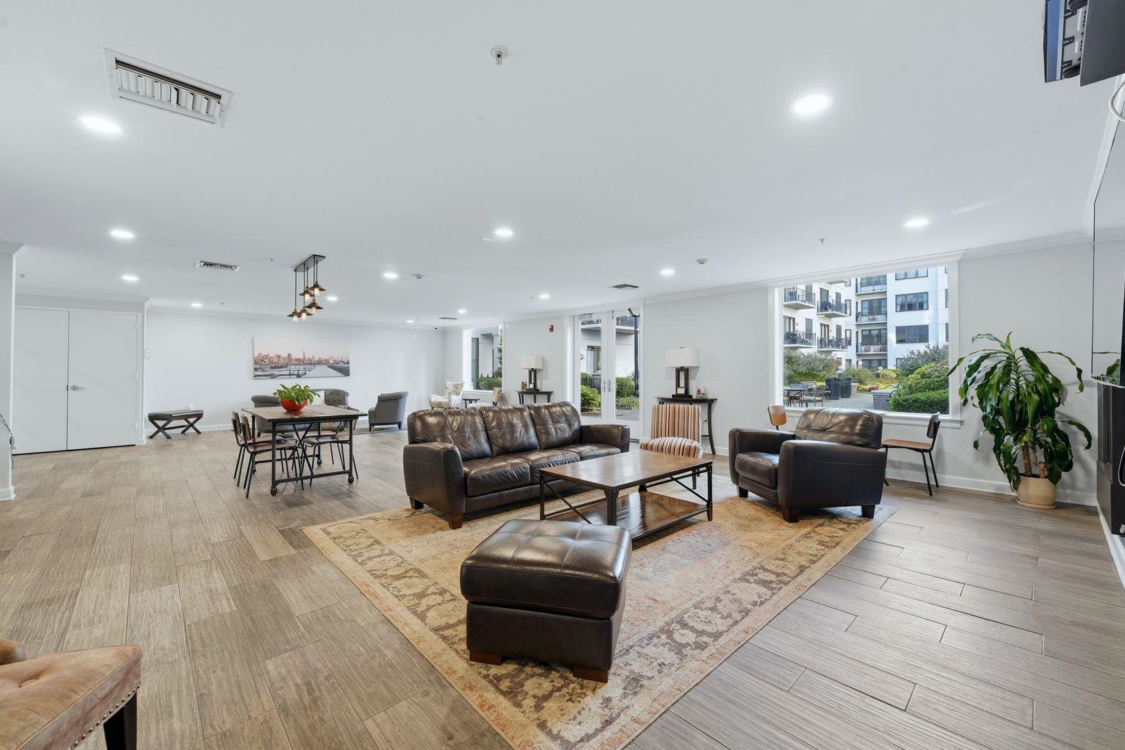1200 GRAND ST - Photo 5