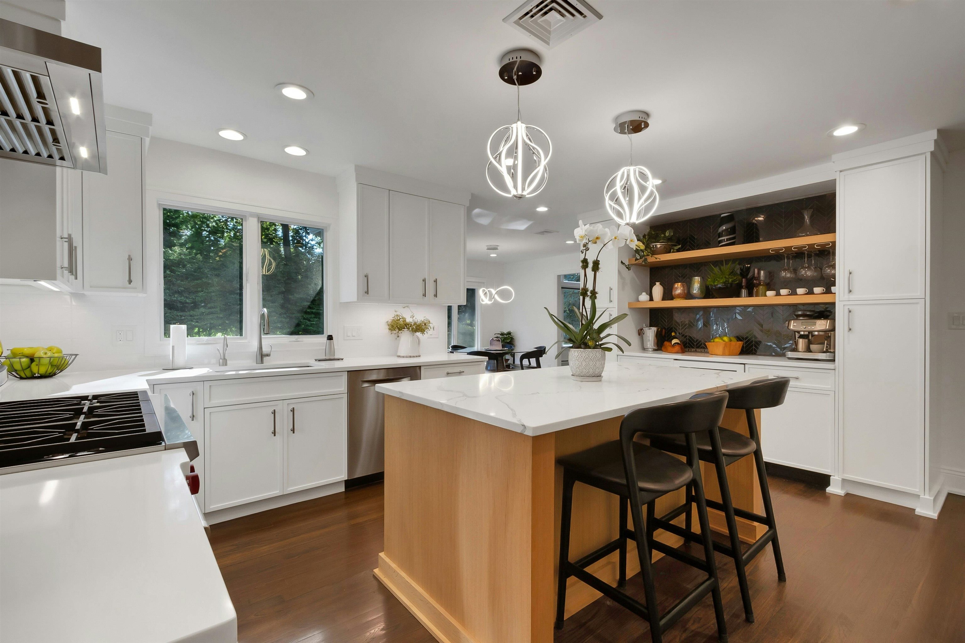 545 MILLER RD - Photo 3