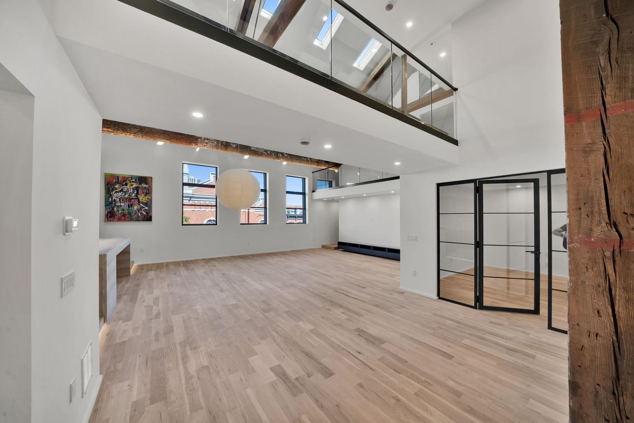 299 PAVONIA AVE - Photo 4