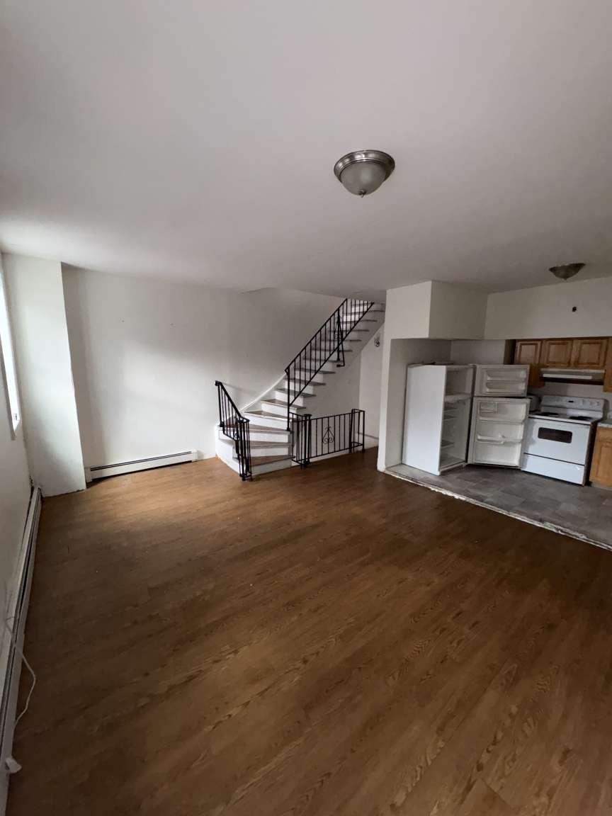107 MADISON ST - Photo 3