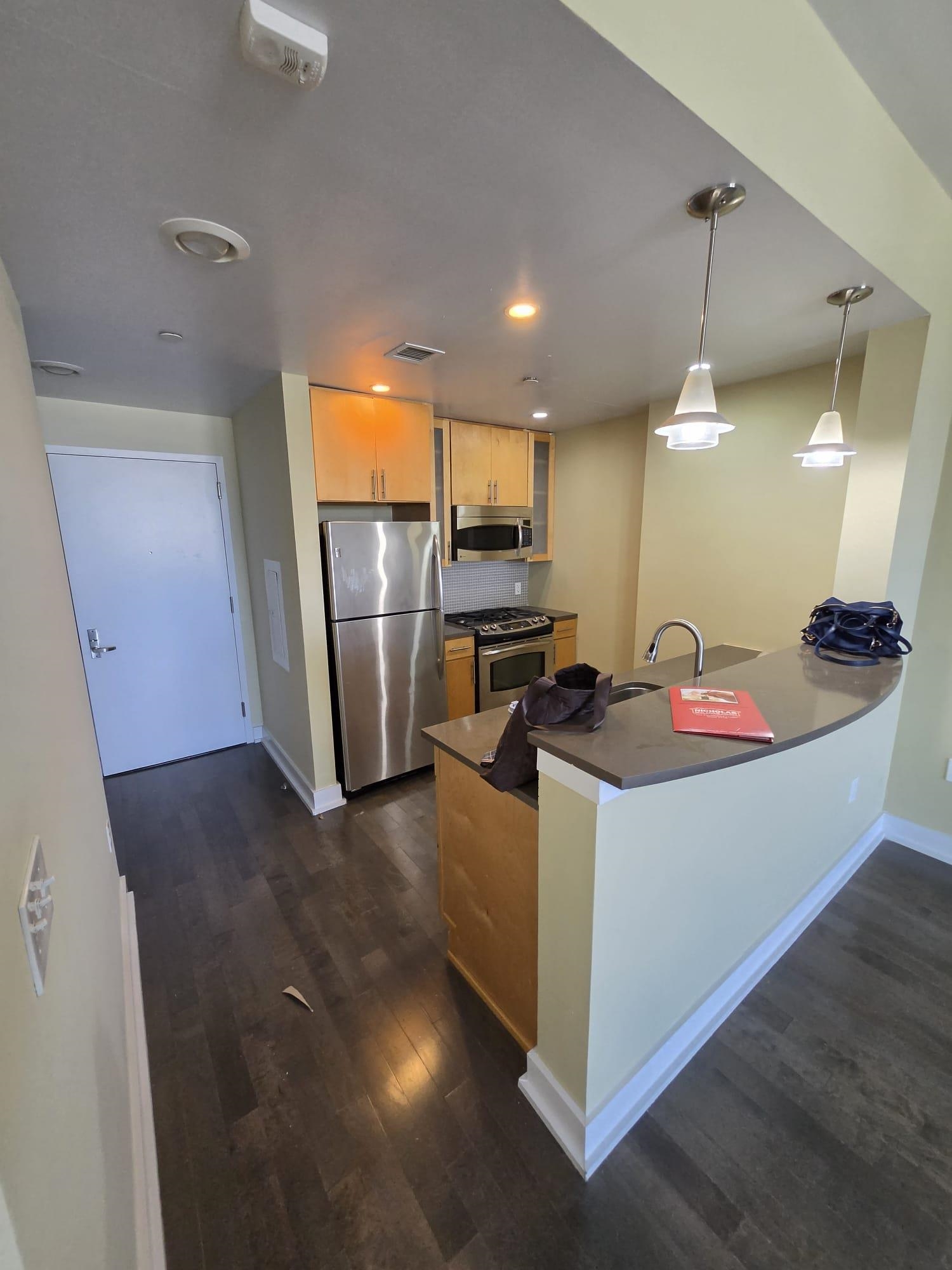 3312 HUDSON AVE - Photo 5