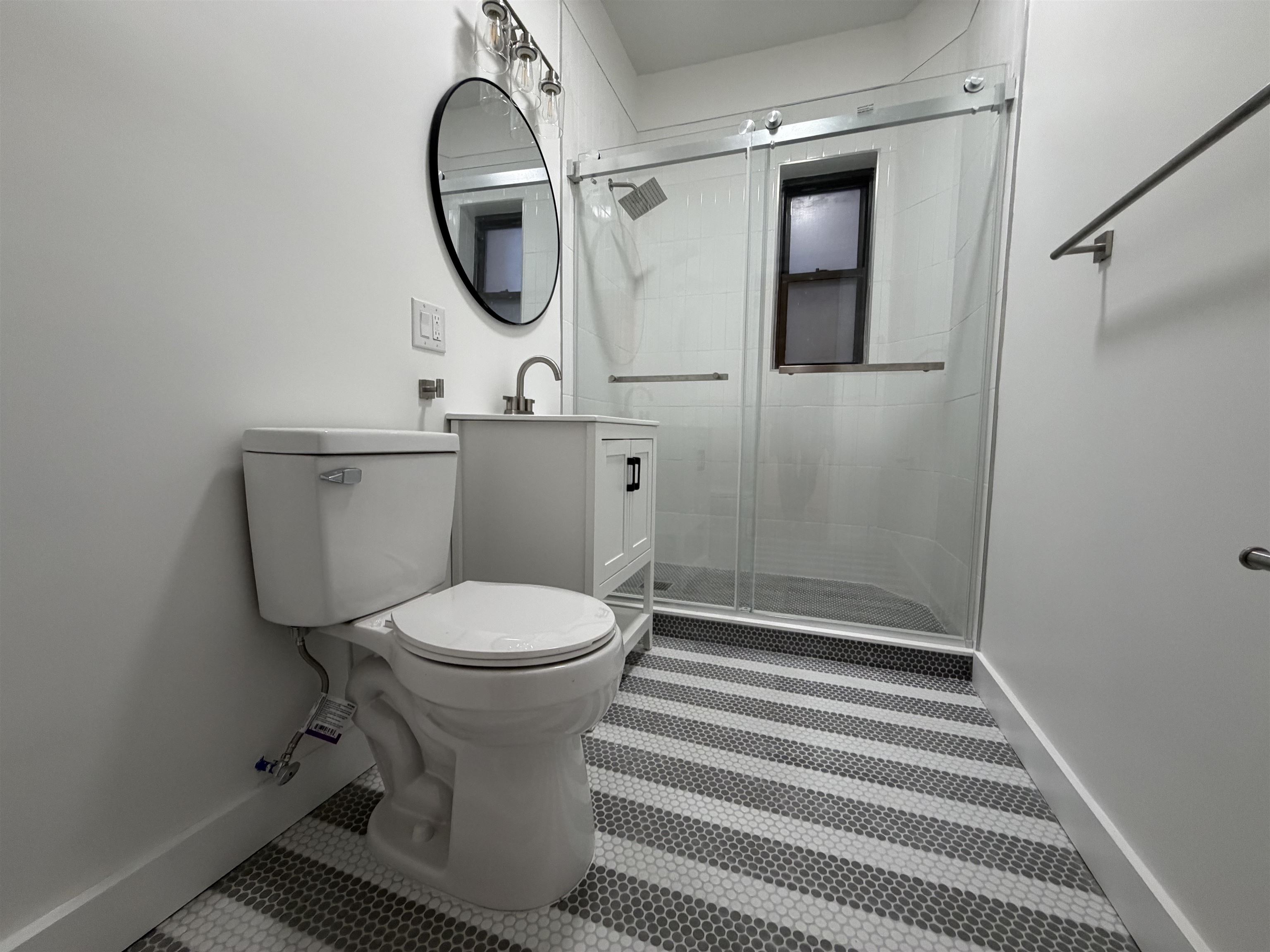194 KENSINGTON AVE - Photo 5