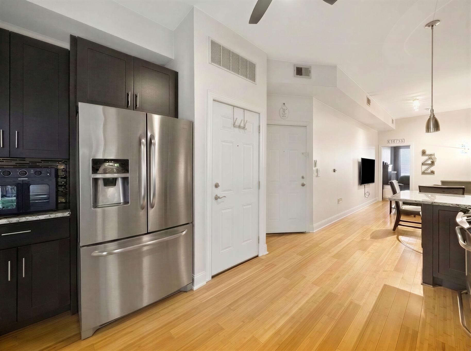 125 SHERMAN AVE - Photo 4