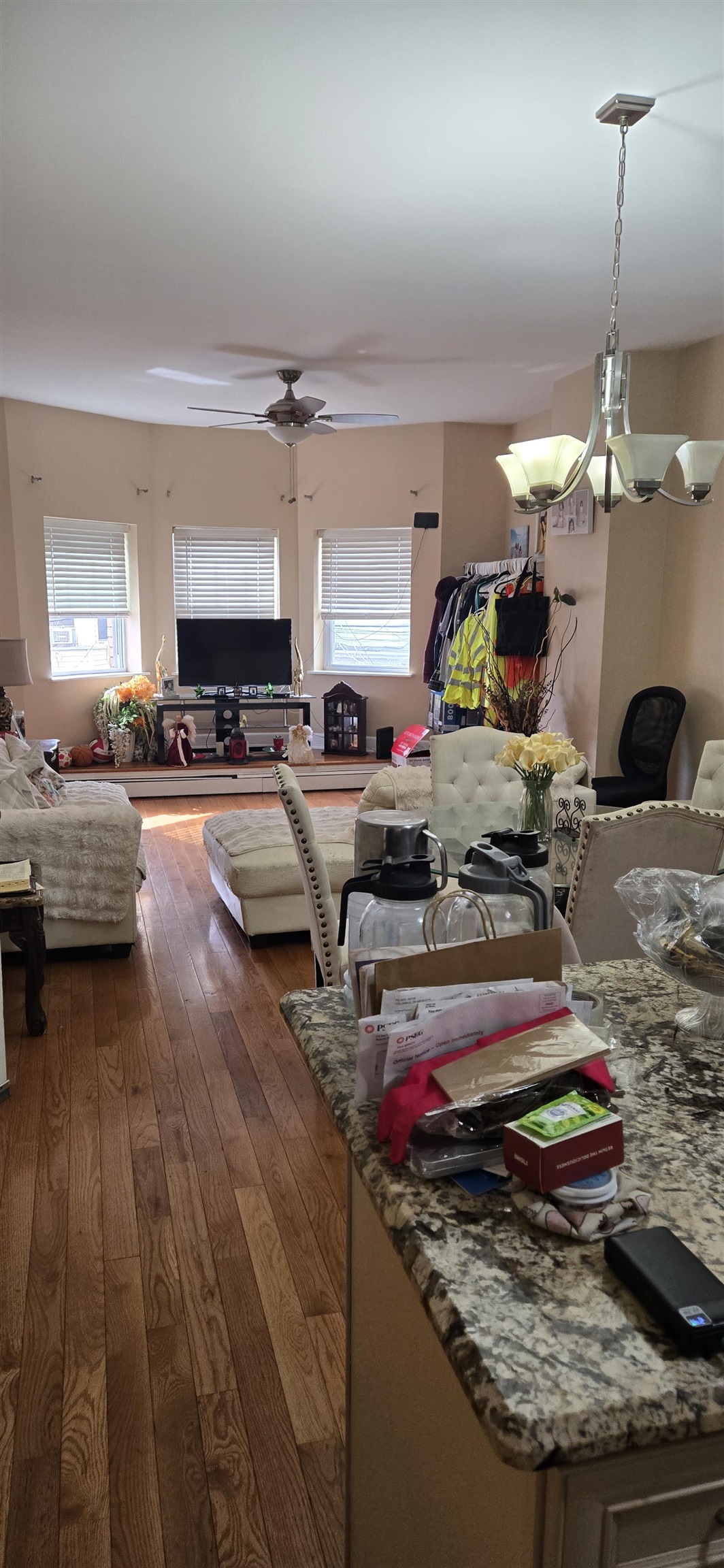 312 16TH ST - Photo 4