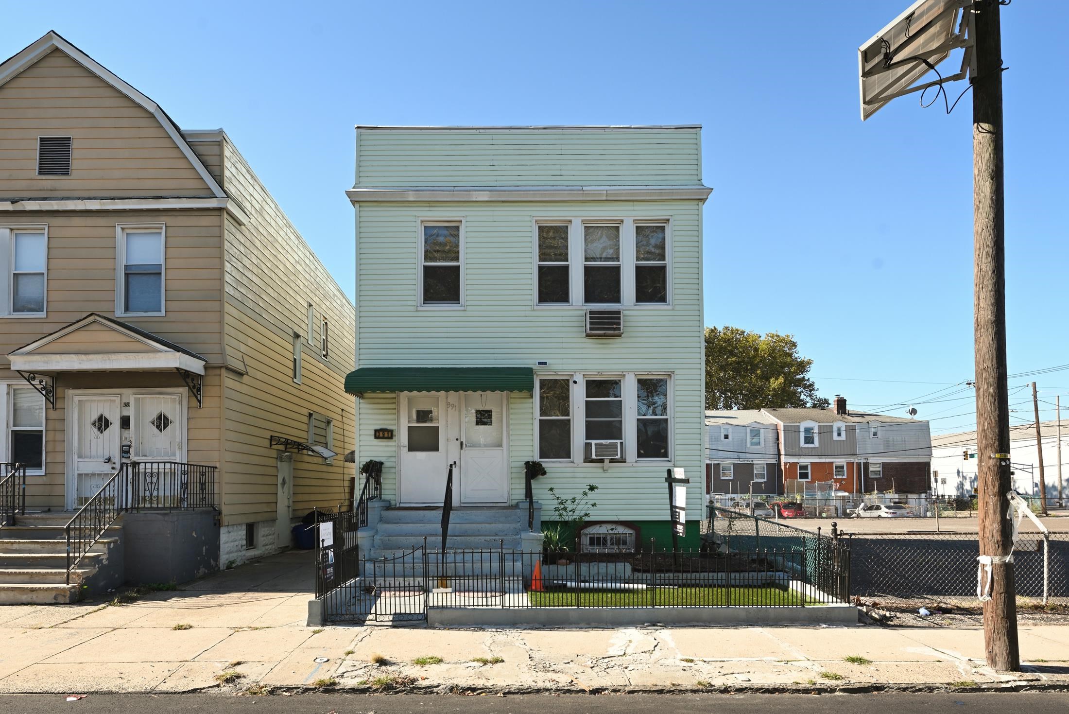 391 VAN NOSTRAND AVE - Photo 2