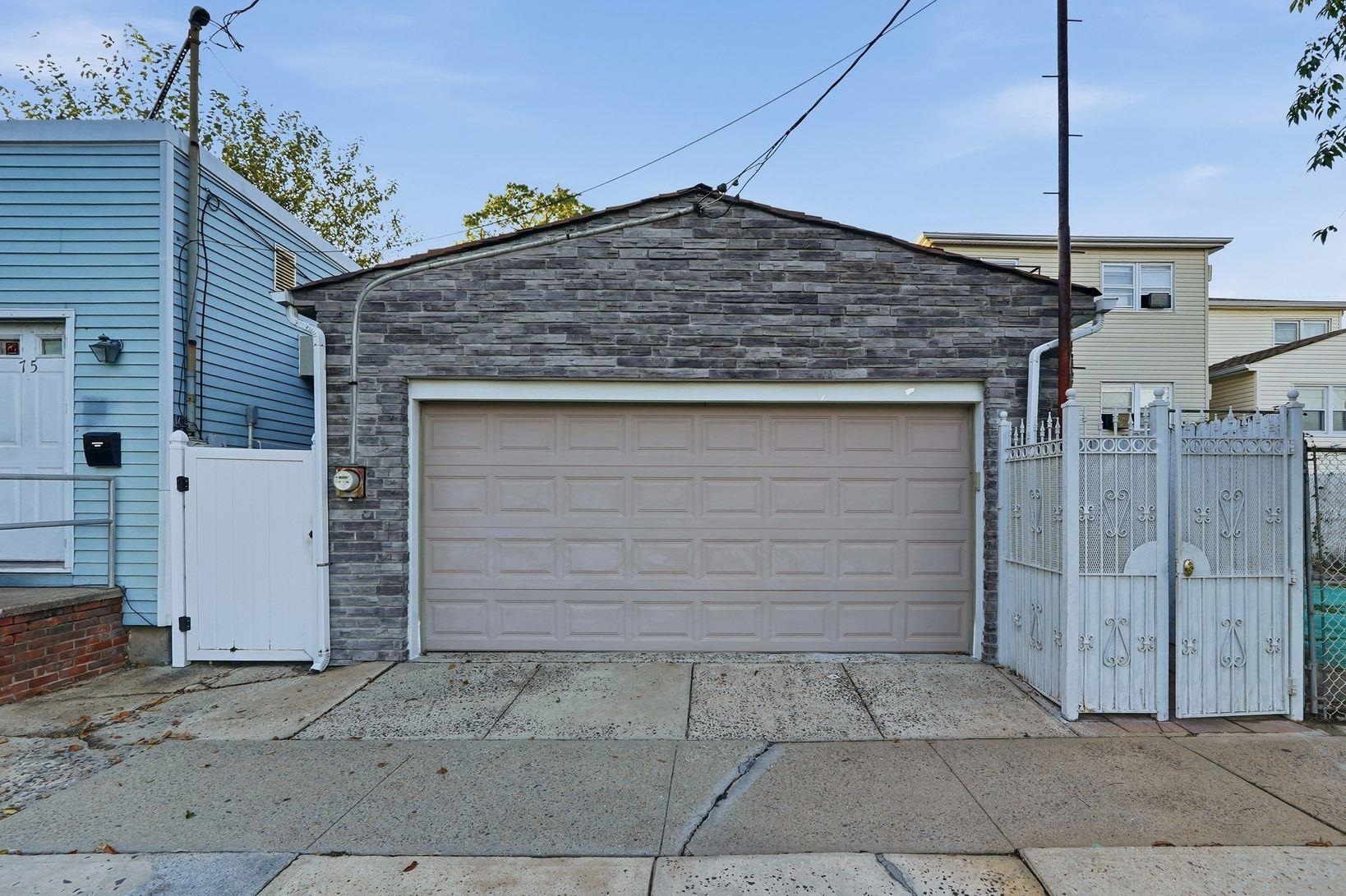 14 MEADOW ST - Photo 2
