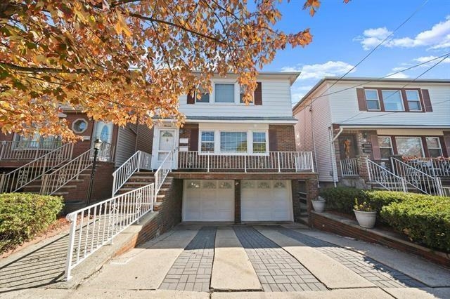 13 COUNTRY VILLAGE CT - Photo 2