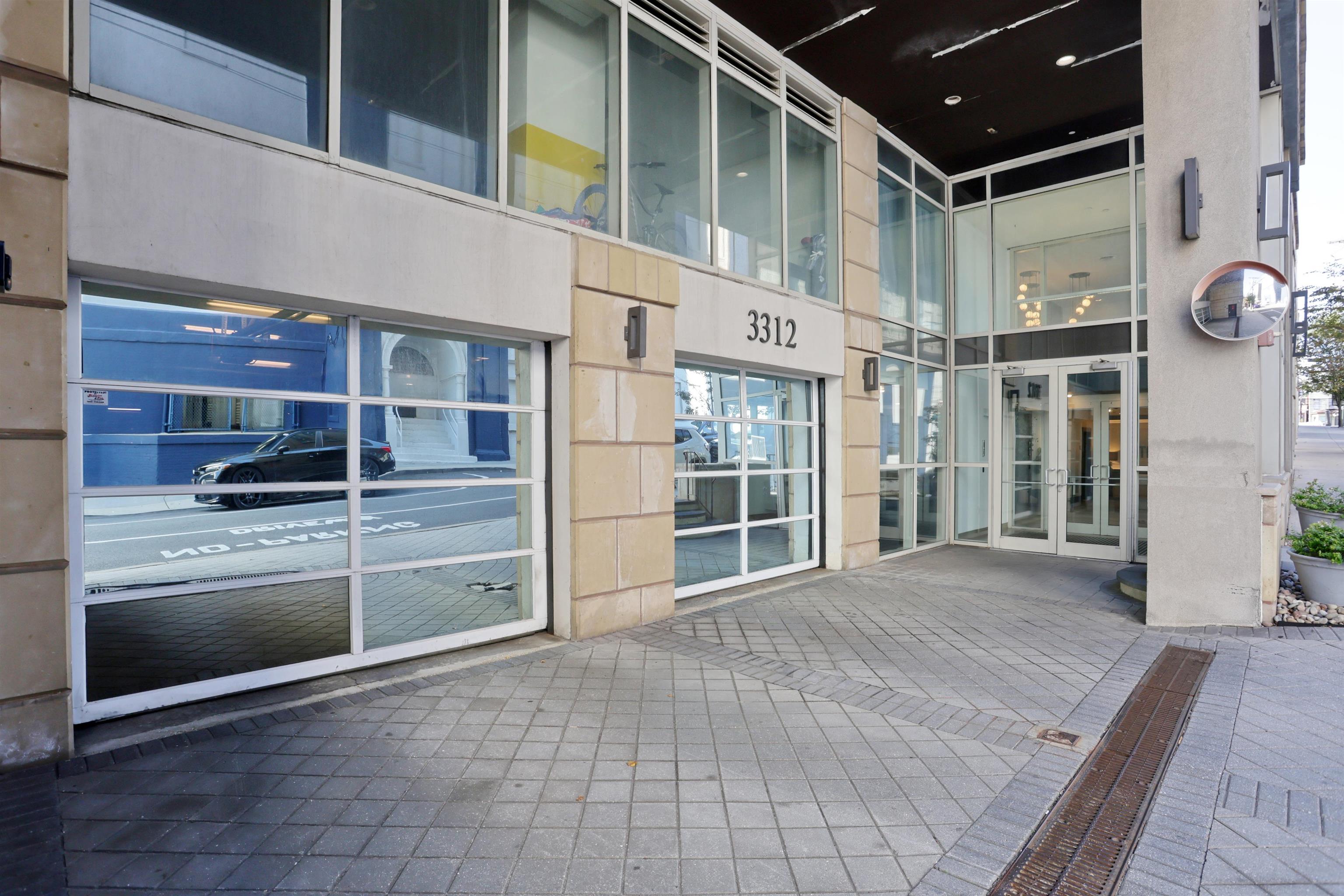 3312 HUDSON AVE - Photo 4