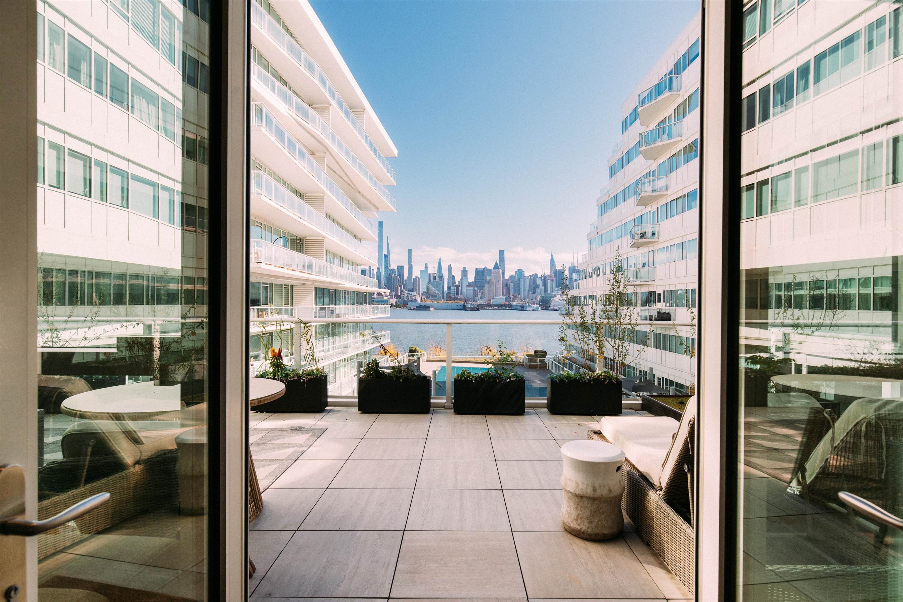 800 AVENUE AT PORT IMPERIAL - Photo 2