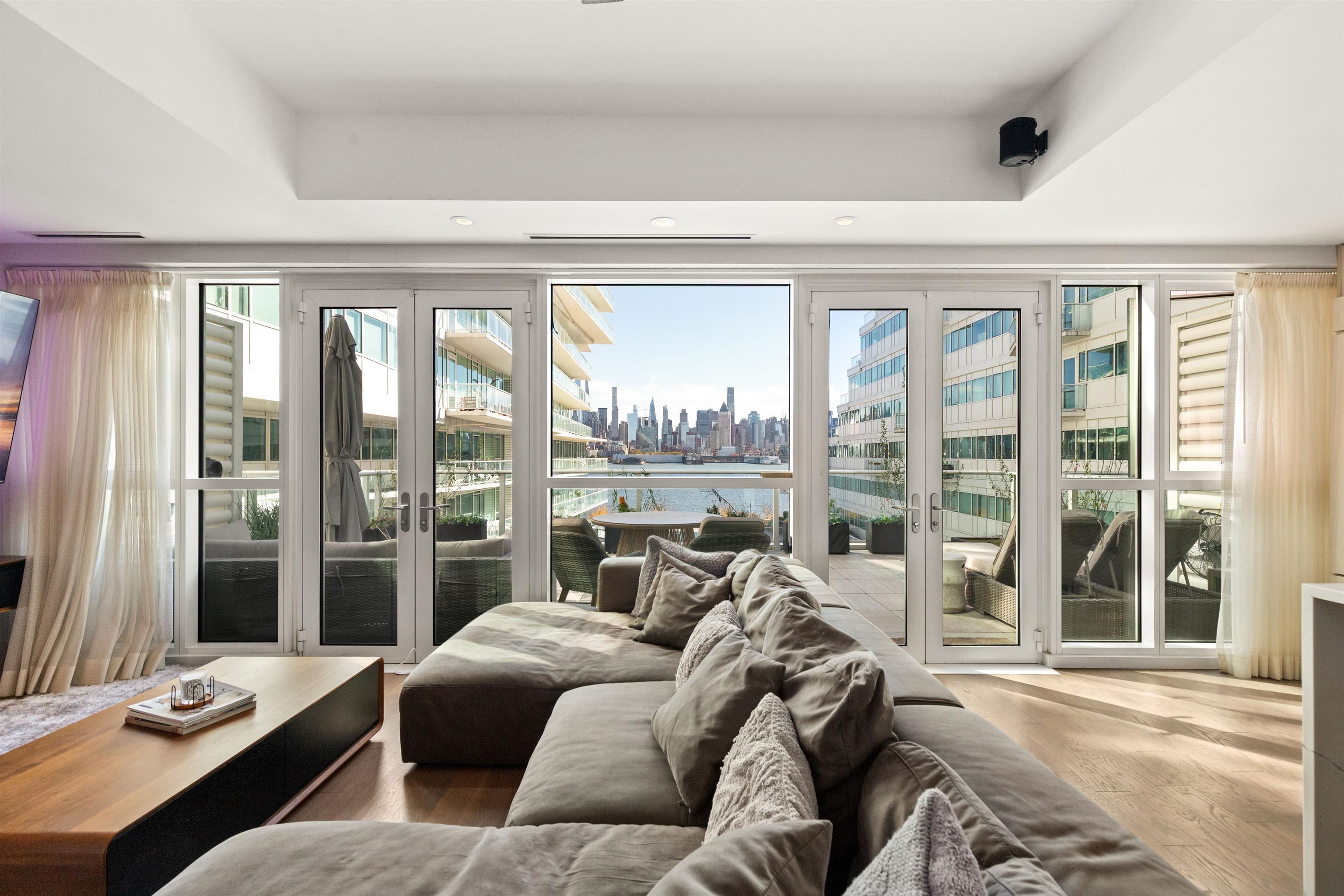 800 AVENUE AT PORT IMPERIAL - Photo 3