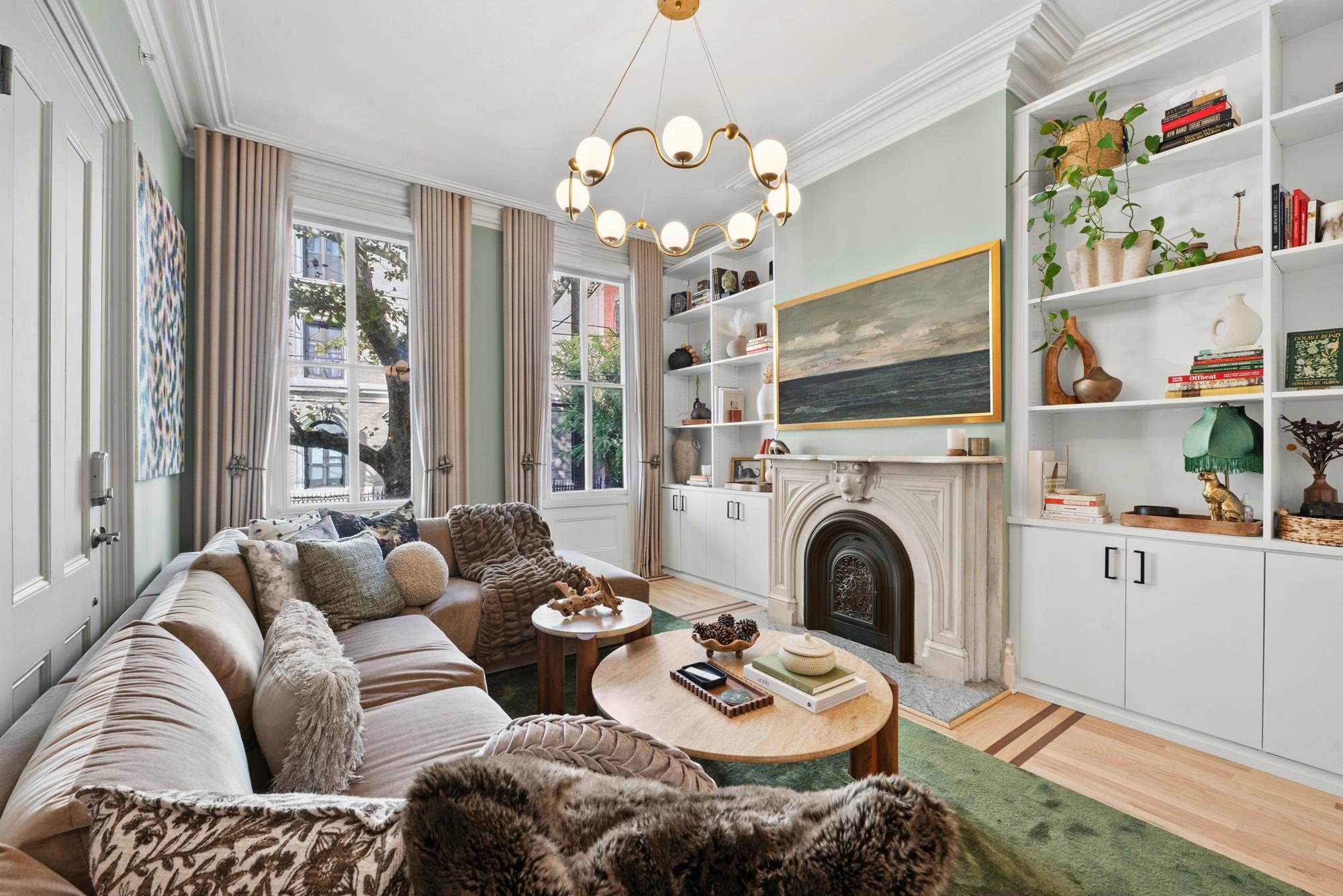 247 2ND ST - Photo 3