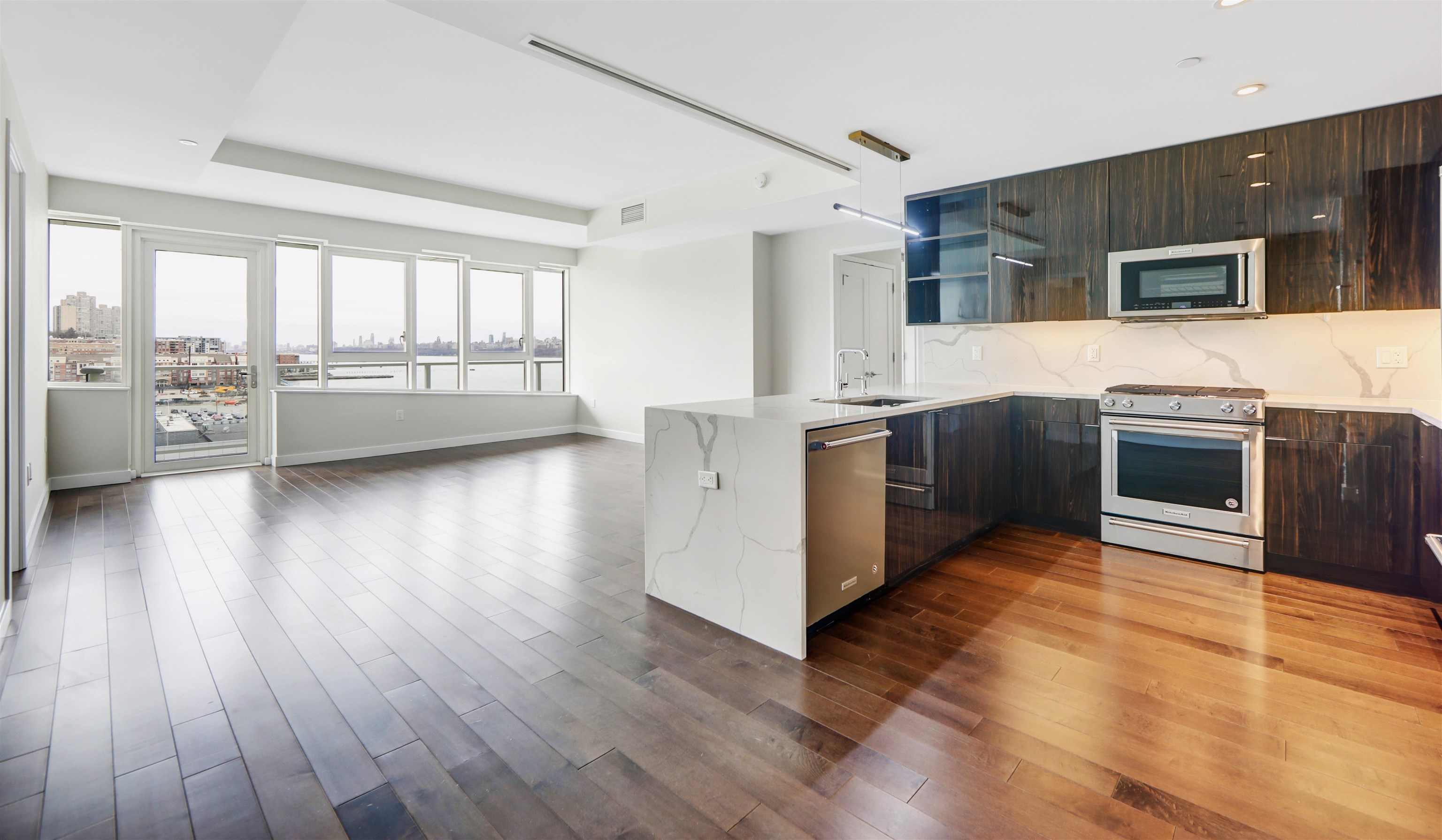 800 AVENUE AT PORT IMPERIAL - Photo 2
