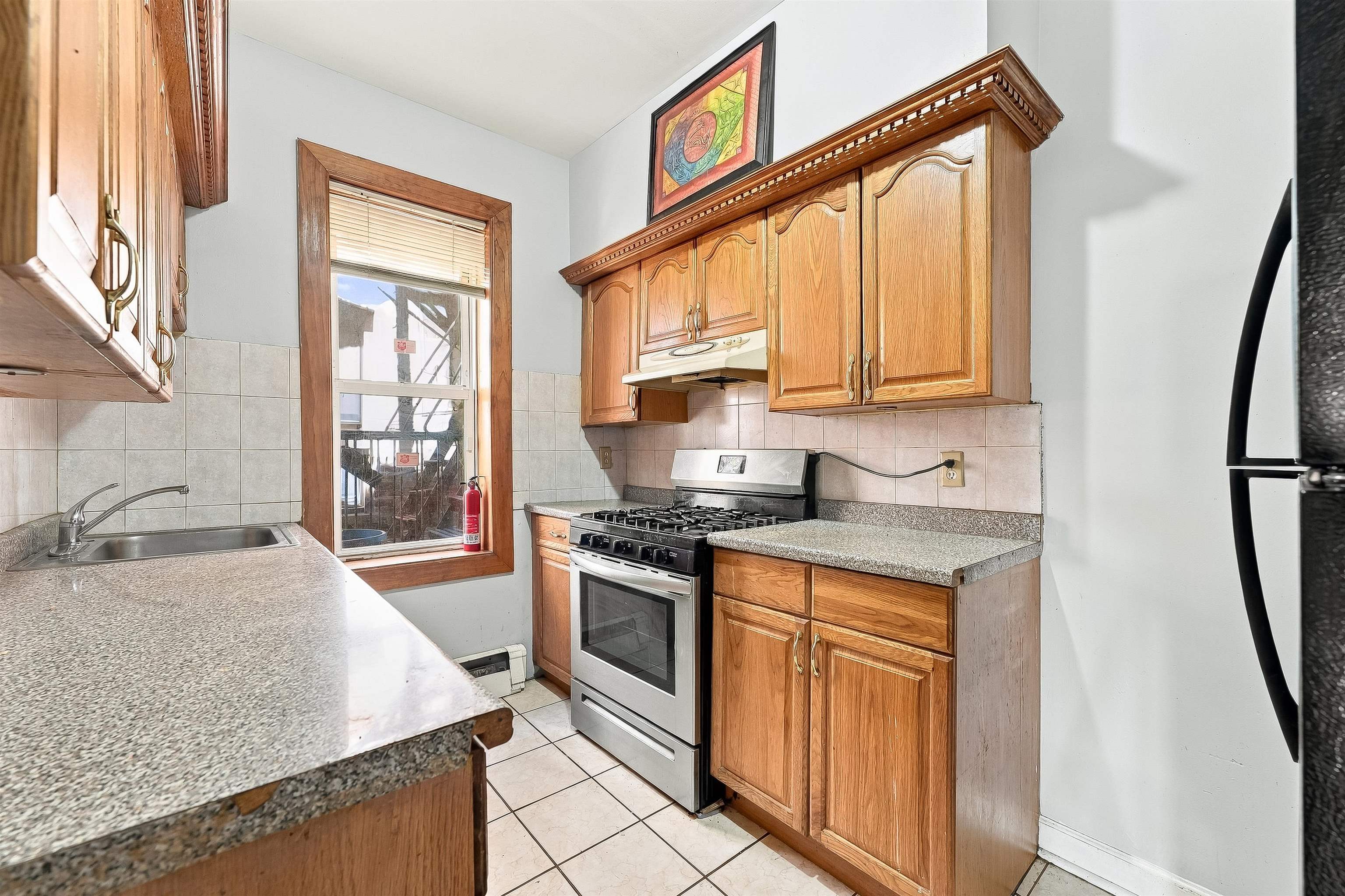 258 CLENDENNY AVE - Photo 5