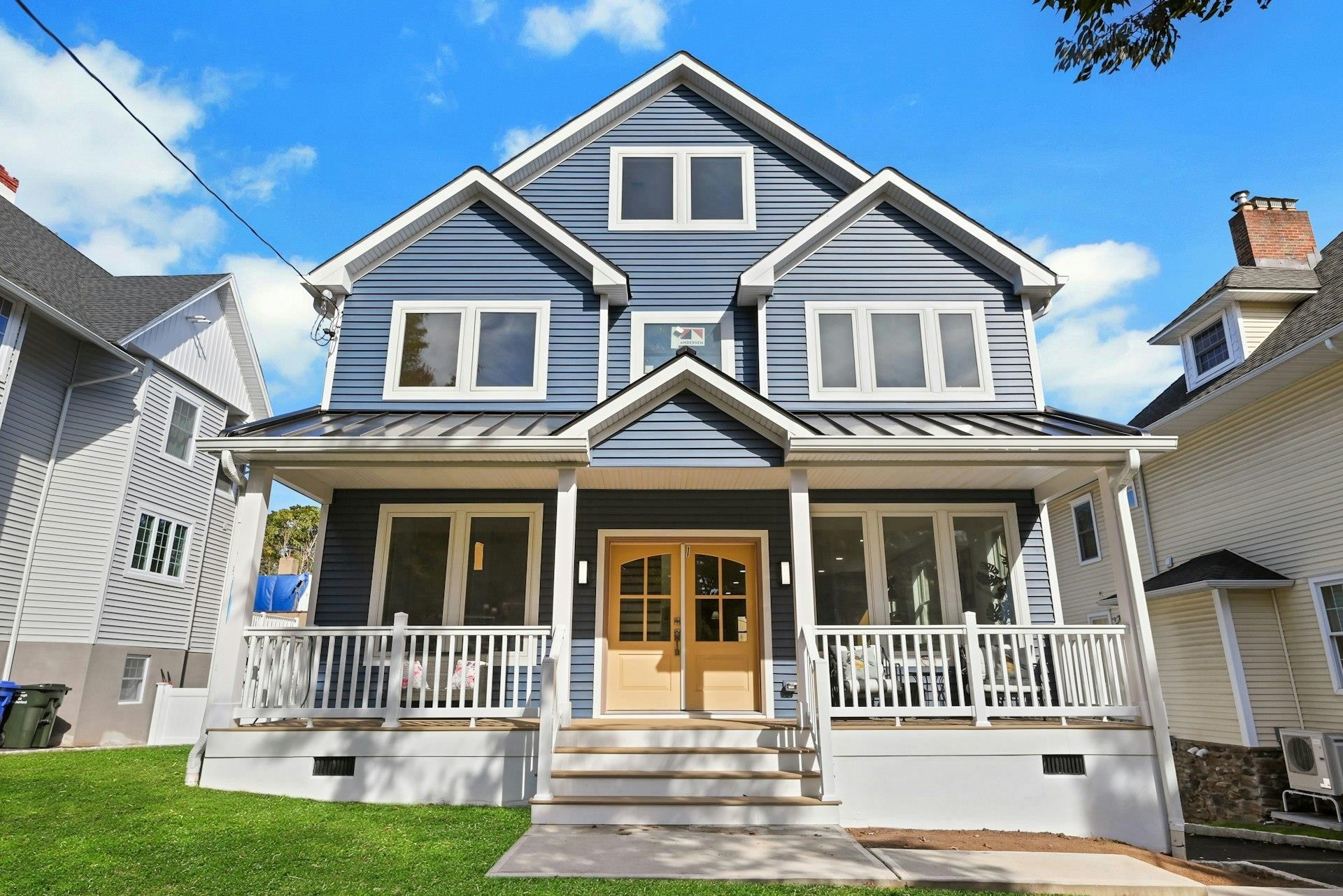 188 FAIRVIEW AVE - Photo 3
