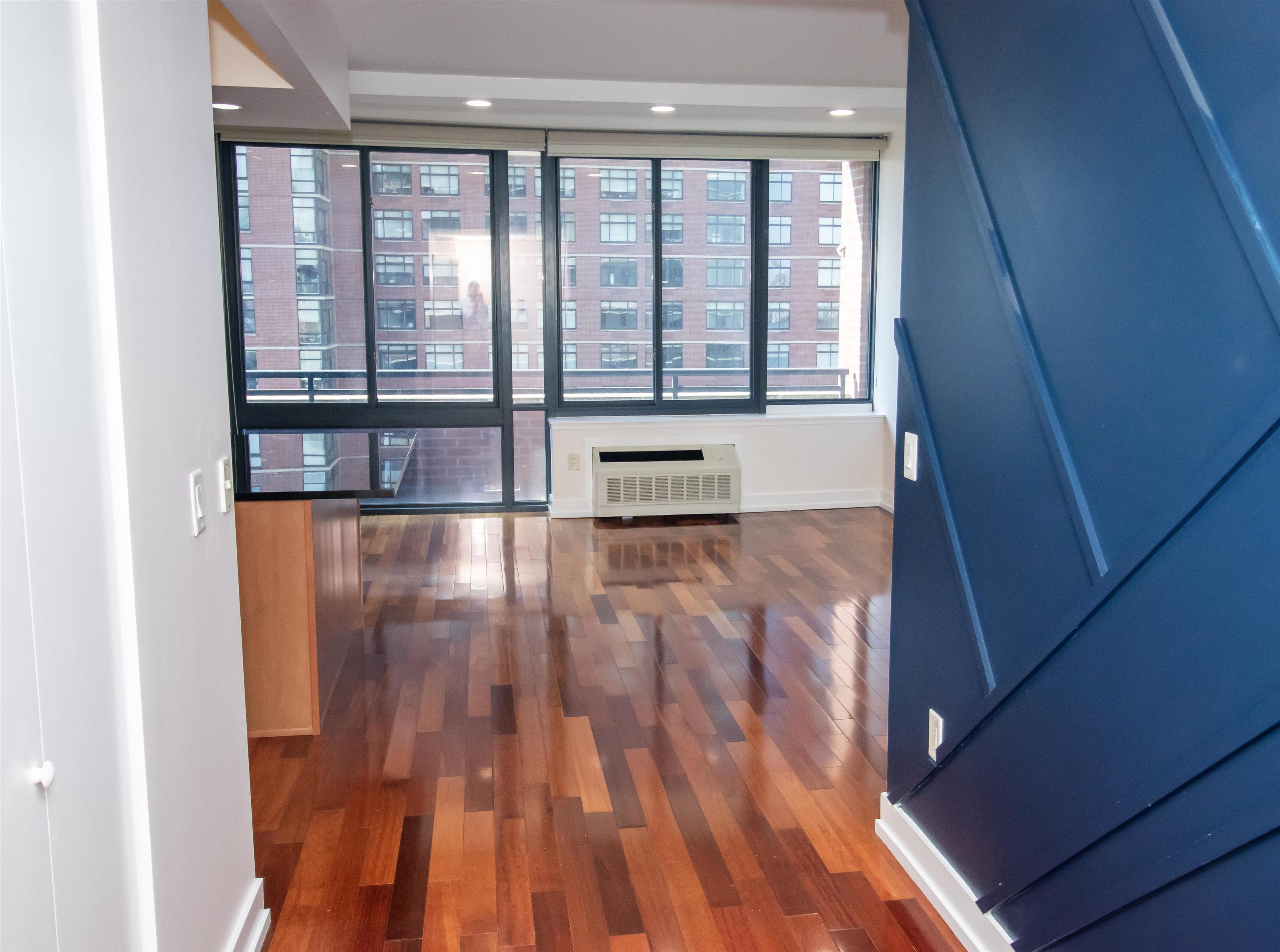 389 WASHINGTON ST - Photo 4