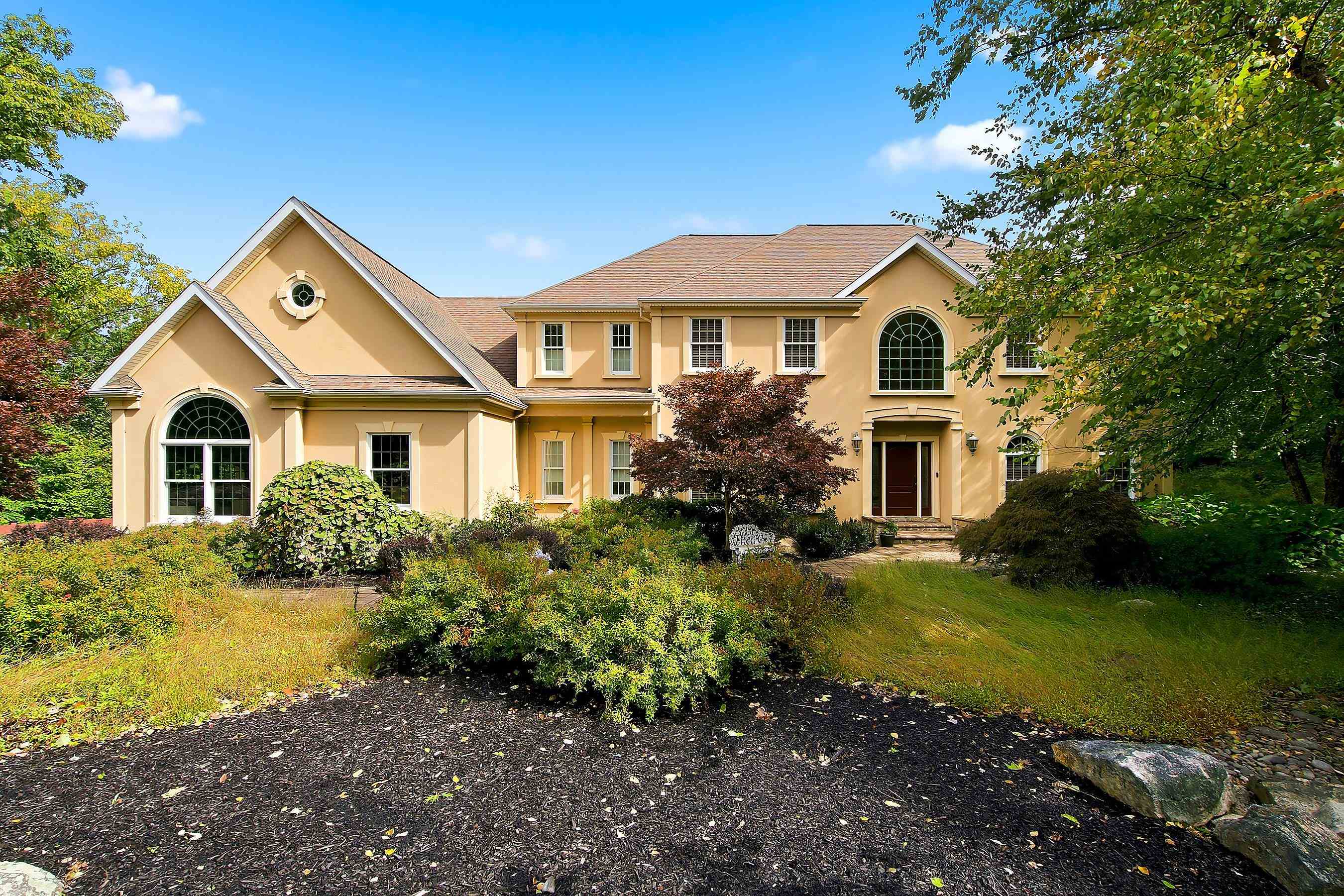 21 PINE HILL RD - Photo 3