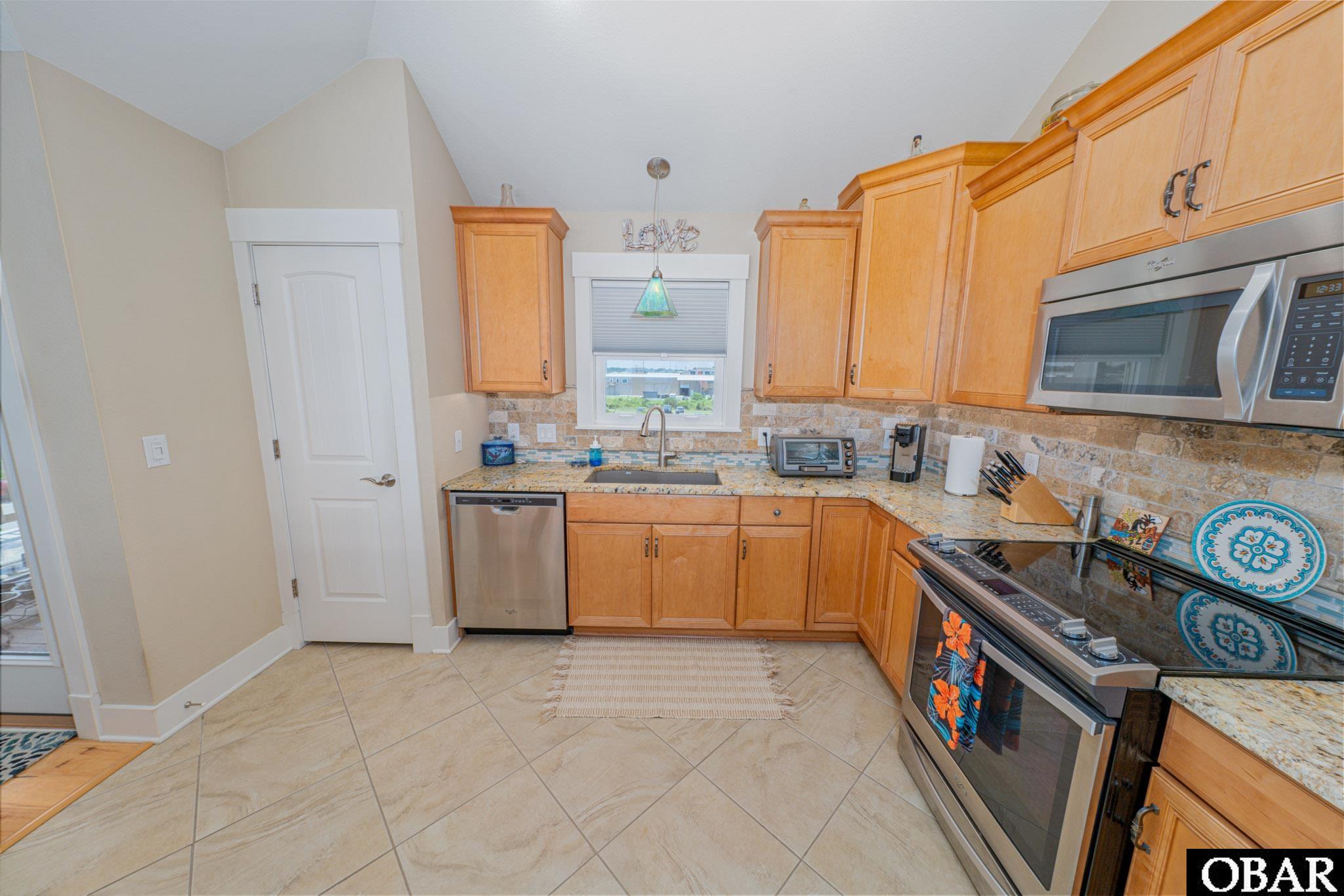 3906 Virginia Dare Trail 