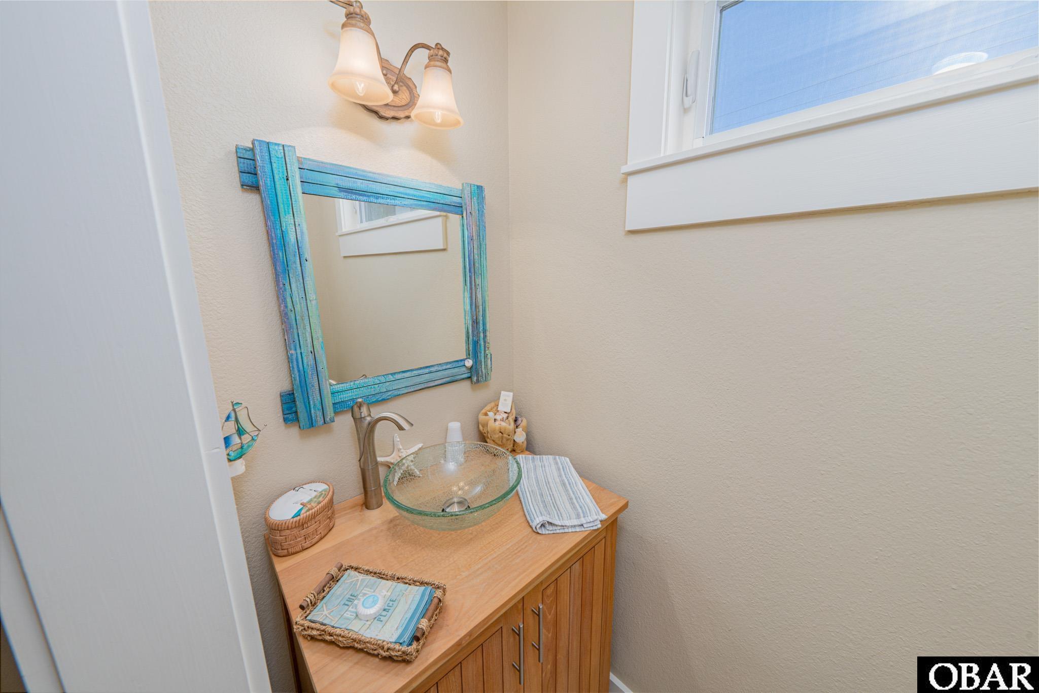 3906 Virginia Dare Trail 