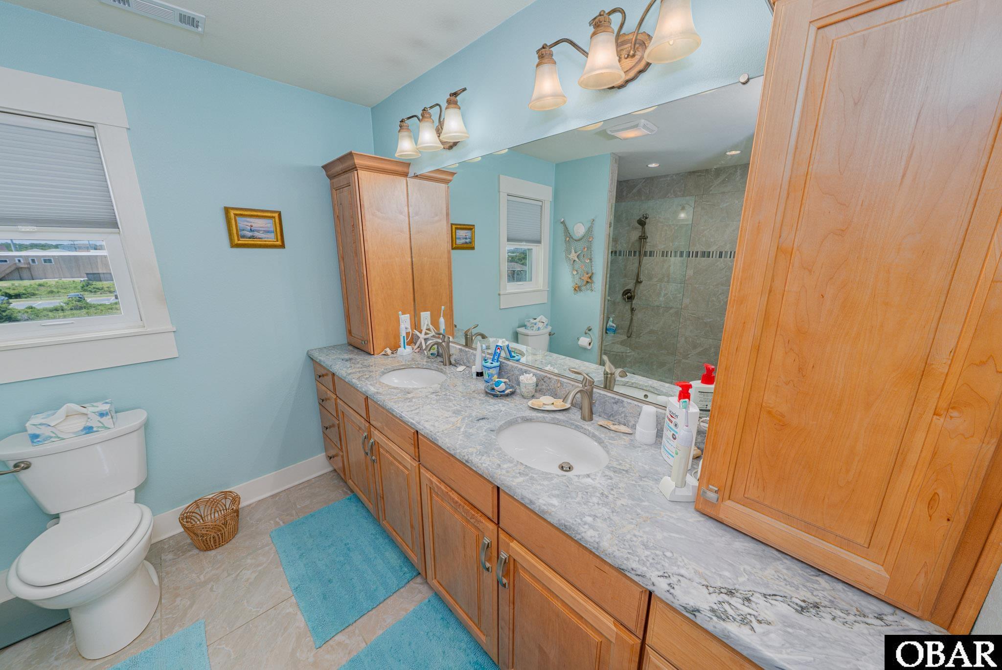 3906 Virginia Dare Trail 