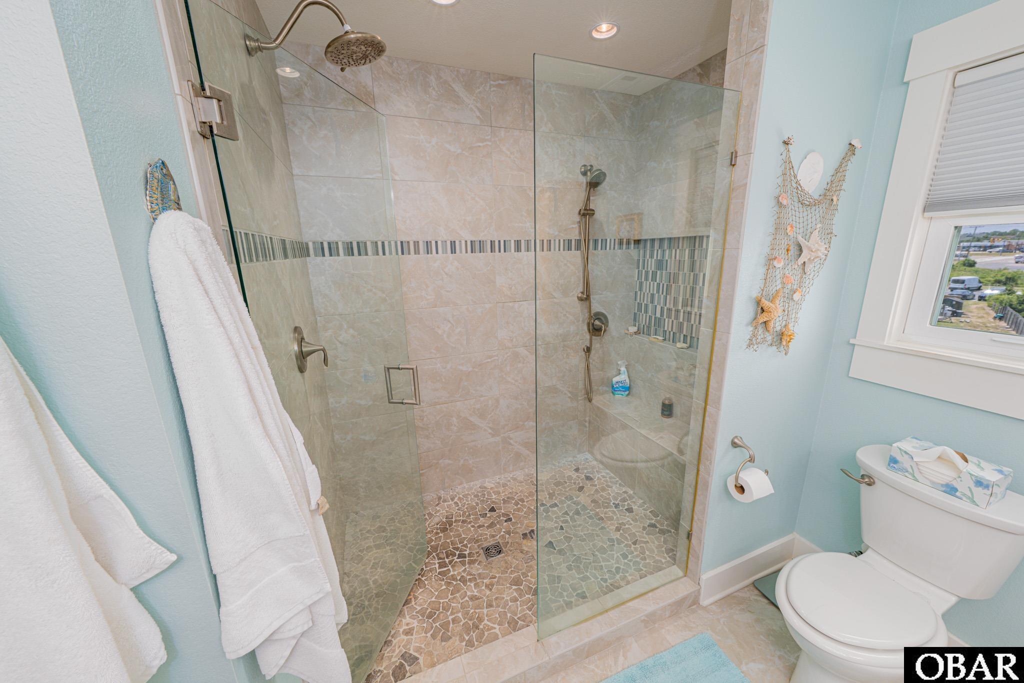 3906 Virginia Dare Trail 