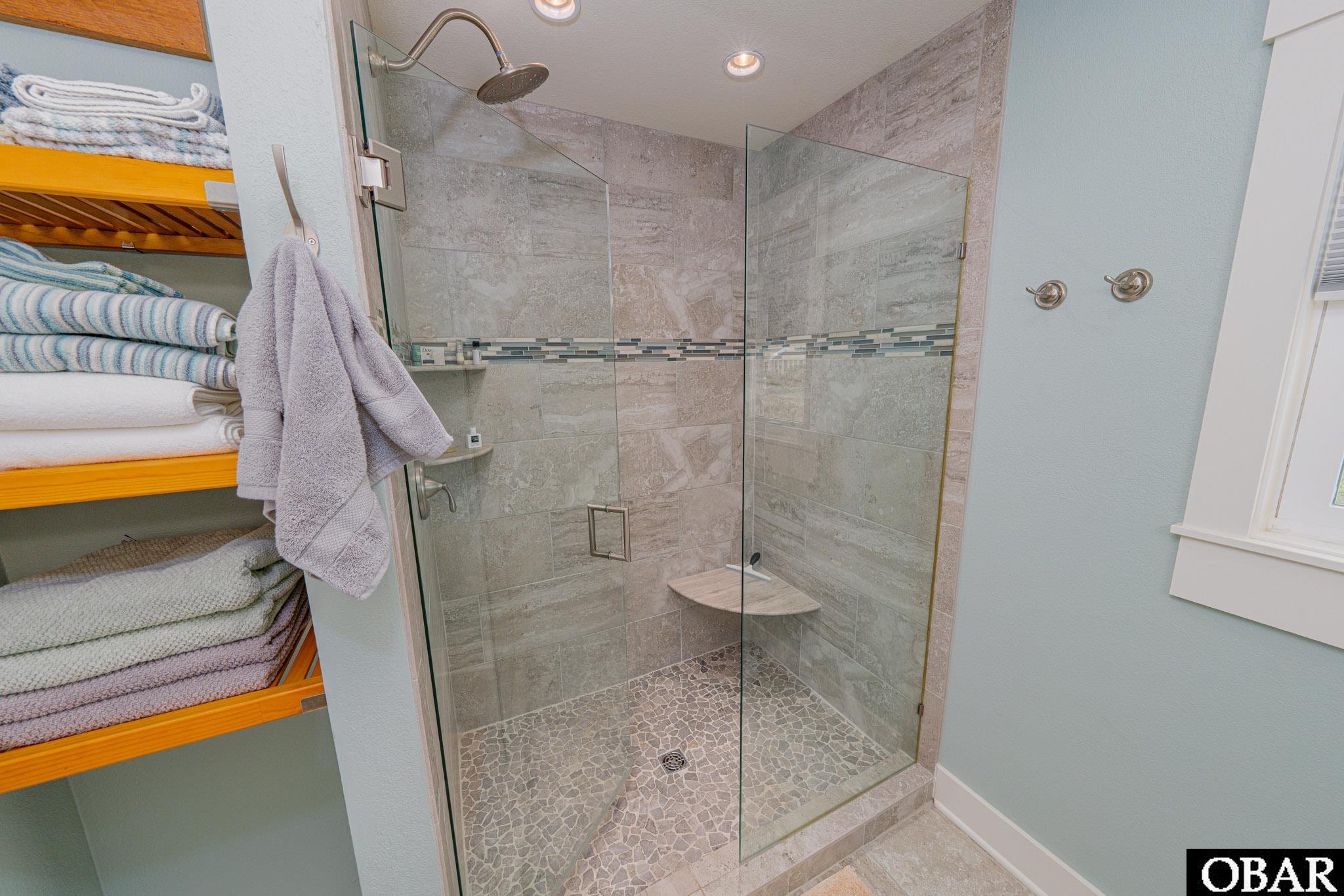 3906 Virginia Dare Trail 