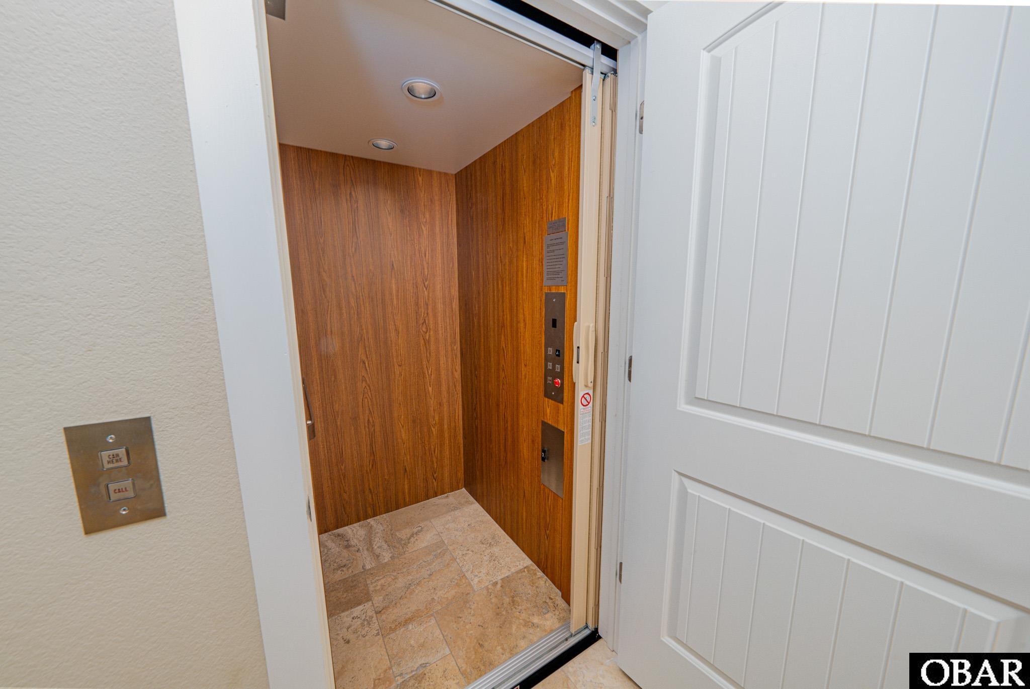 3906 Virginia Dare Trail 