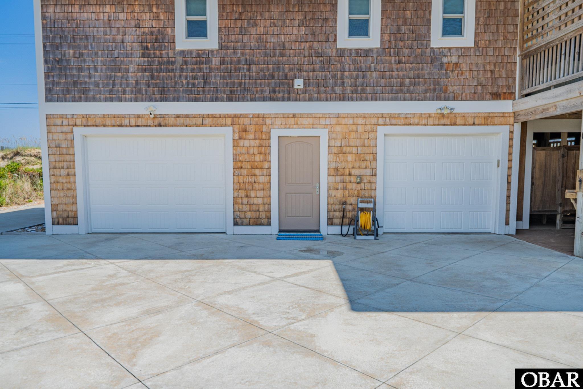 3906 Virginia Dare Trail 