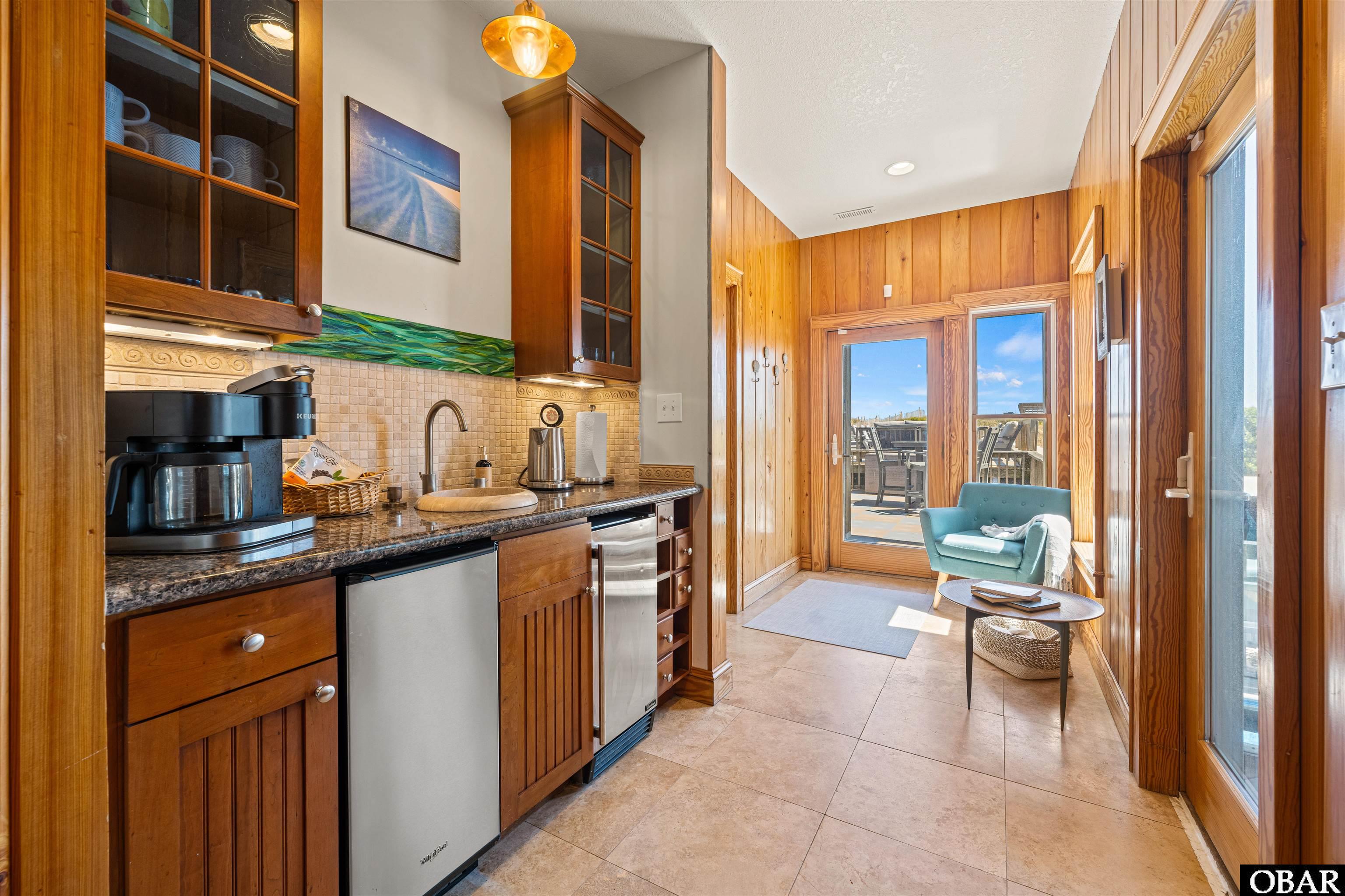 2407 Virginia Dare Trail 