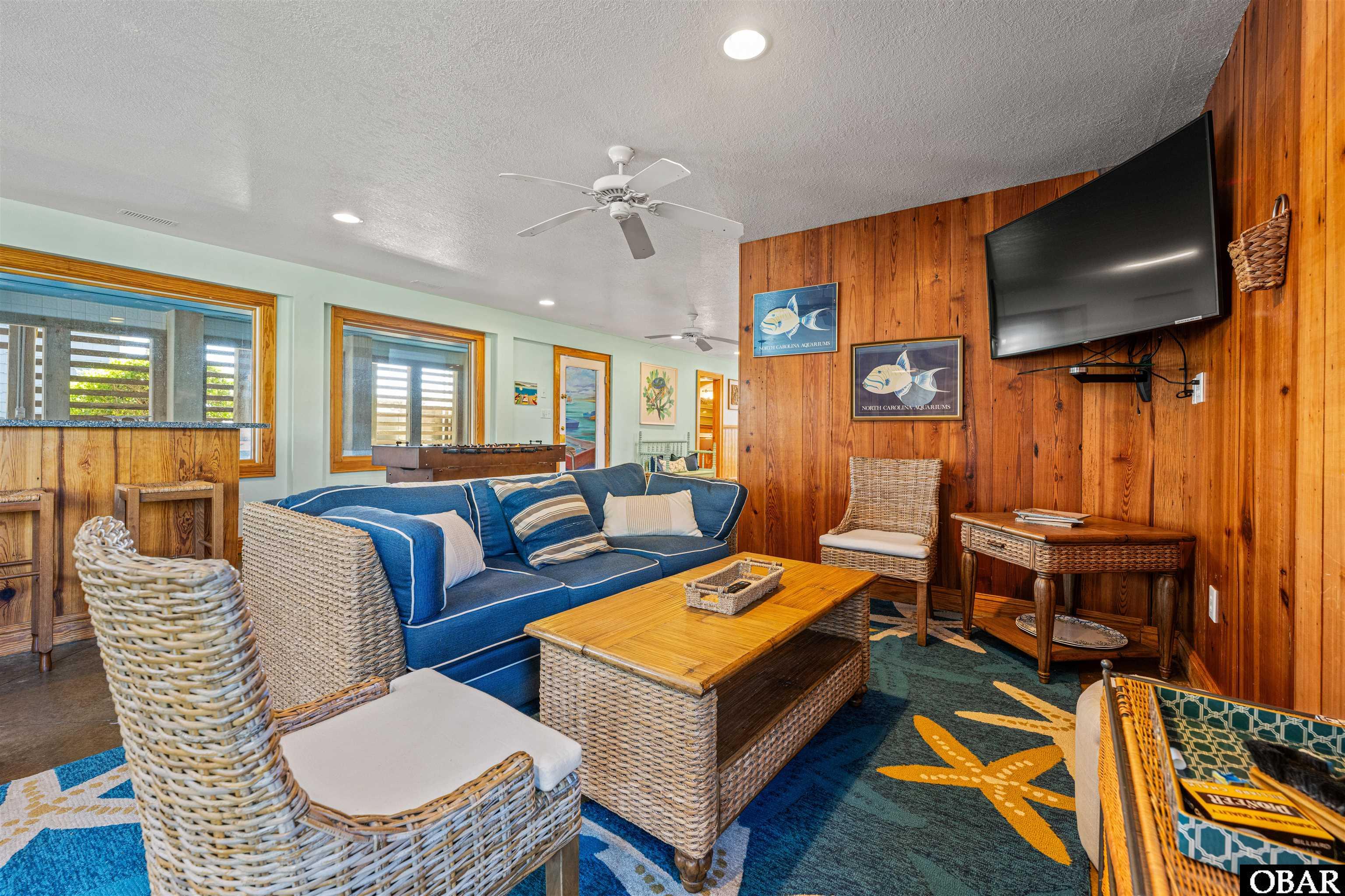 2407 Virginia Dare Trail 