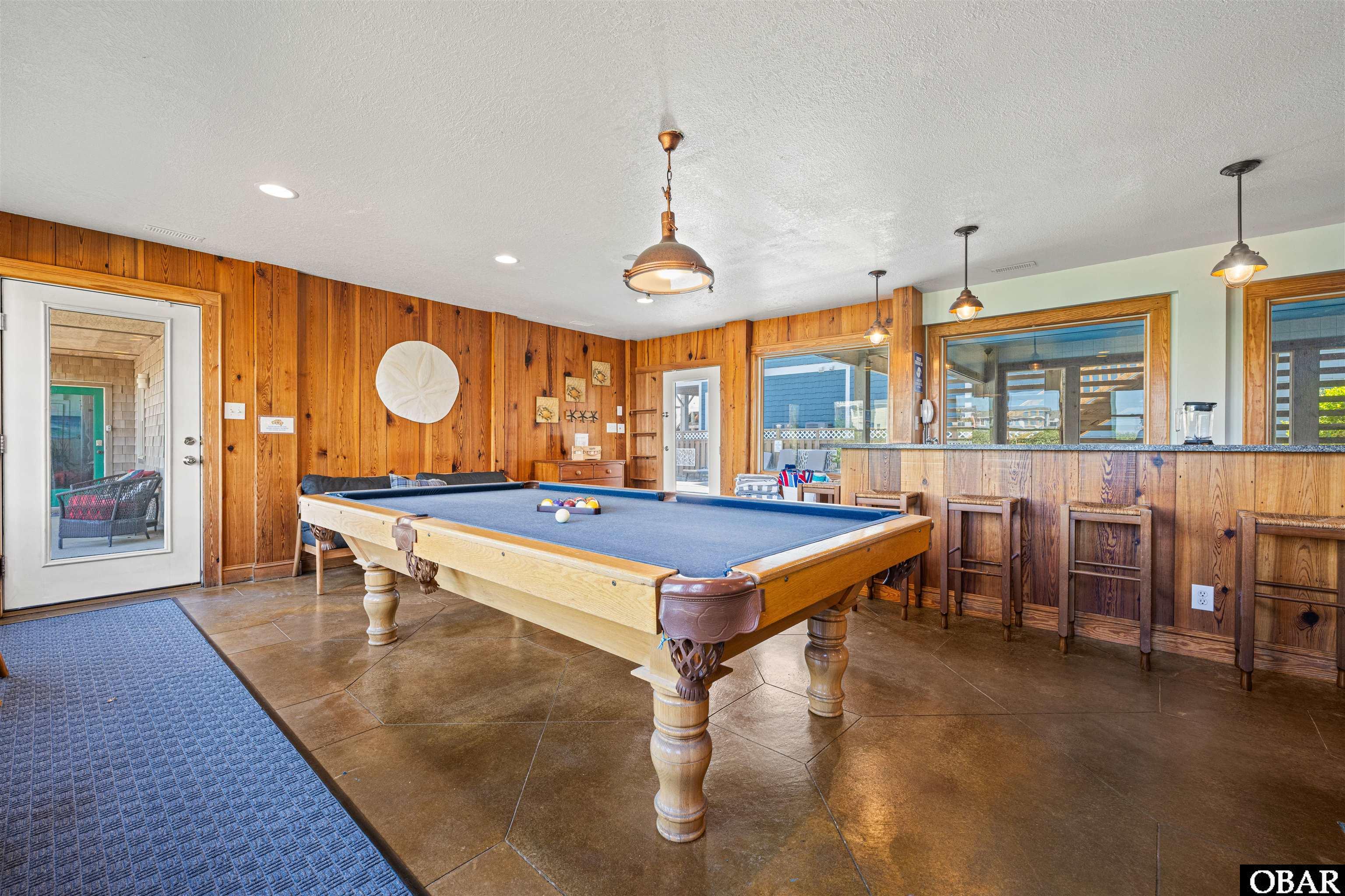 2407 Virginia Dare Trail 