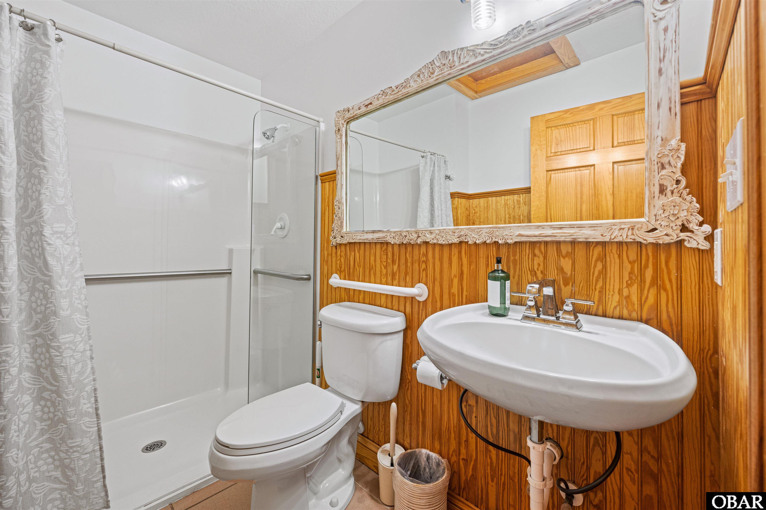 2407 Virginia Dare Trail 