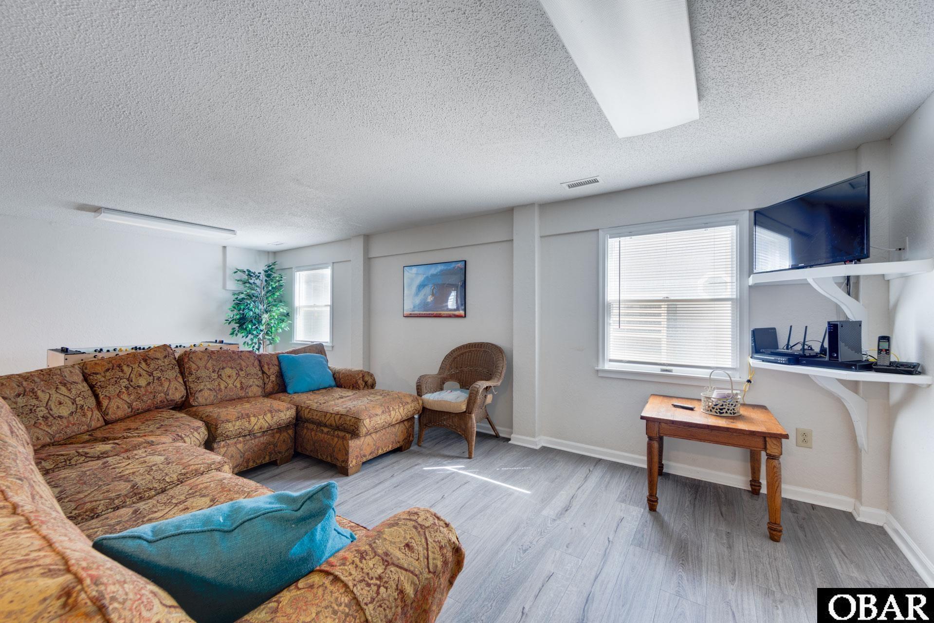 8517 Old Oregon Inlet Road 