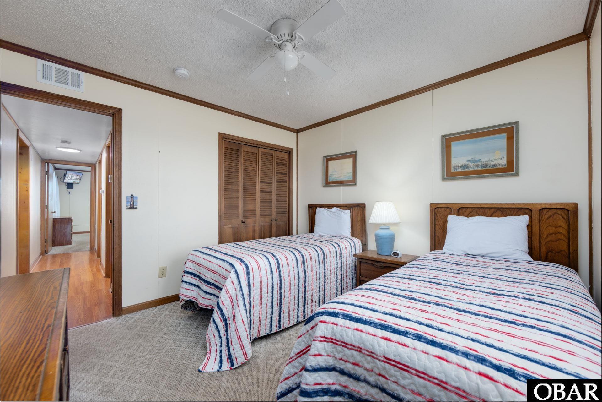 5515 Virginia Dare Trail 